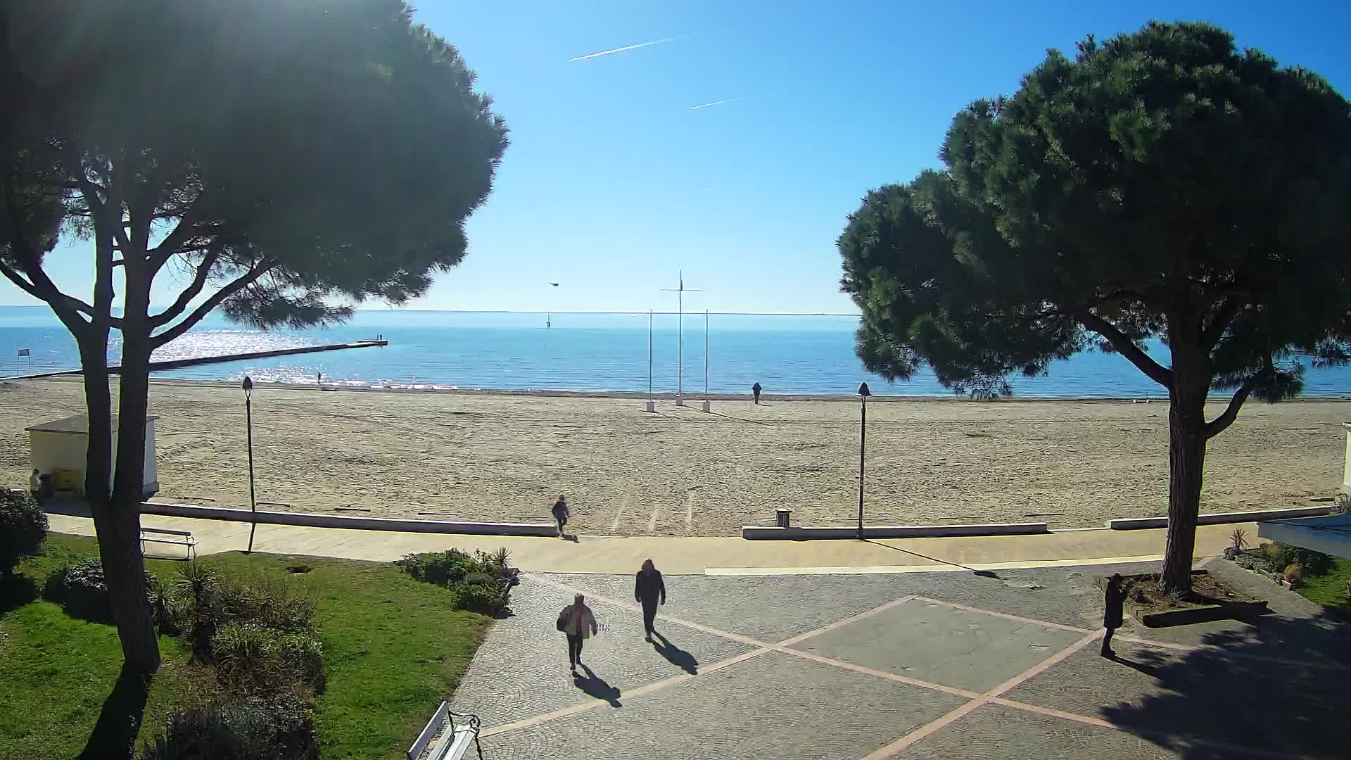 Grado Beach Webcam Entrance | Real-Time View of the Seaside