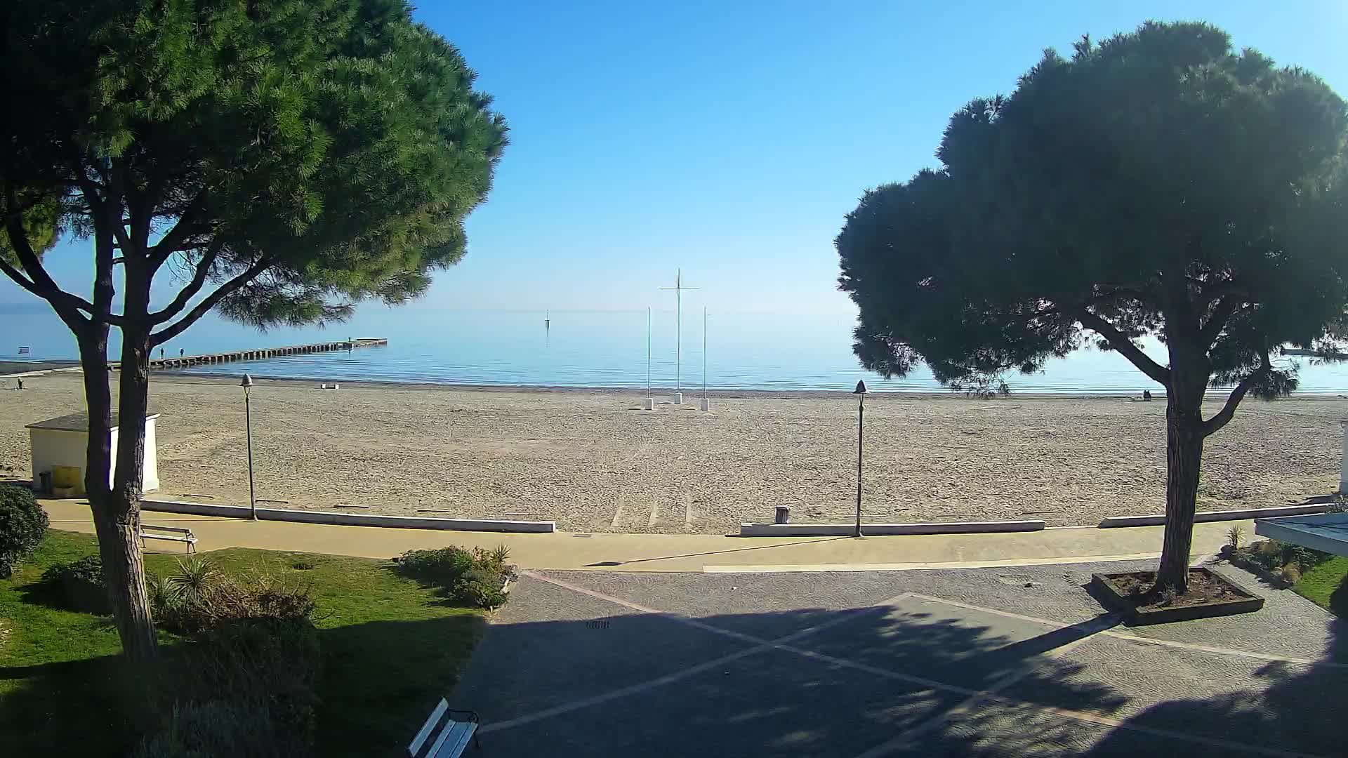 Grado Beach Webcam Entrance | Real-Time View of the Seaside