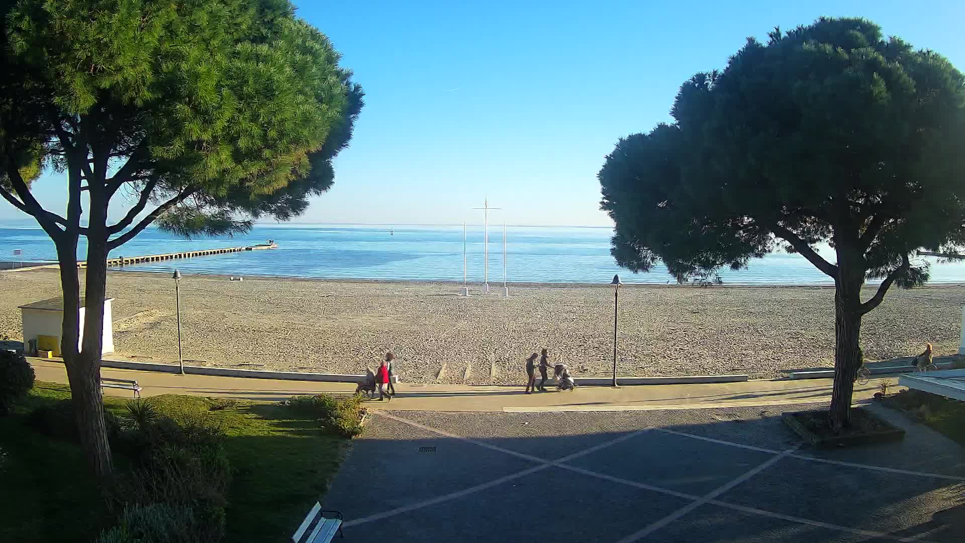 Grado Beach Webcam Entrance | Real-Time View of the Seaside