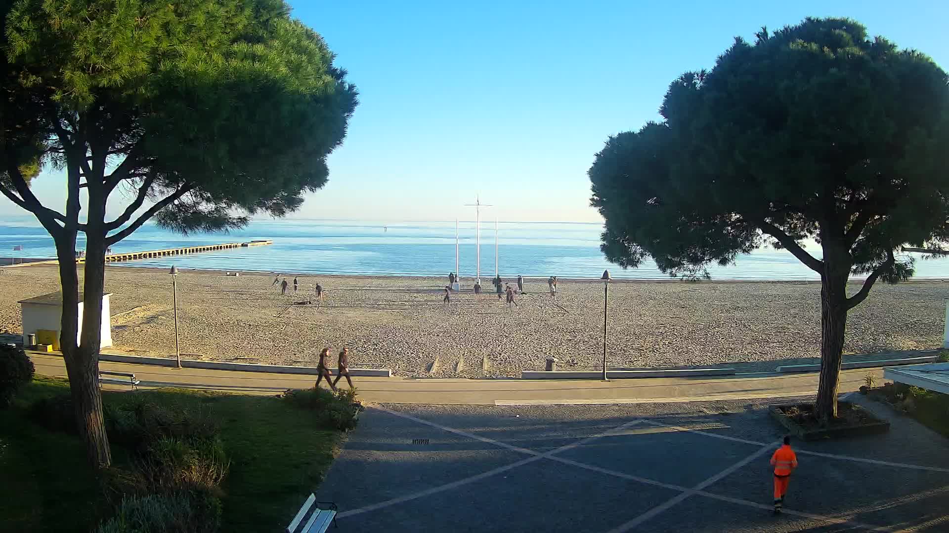 Grado Beach Webcam Entrance | Real-Time View of the Seaside