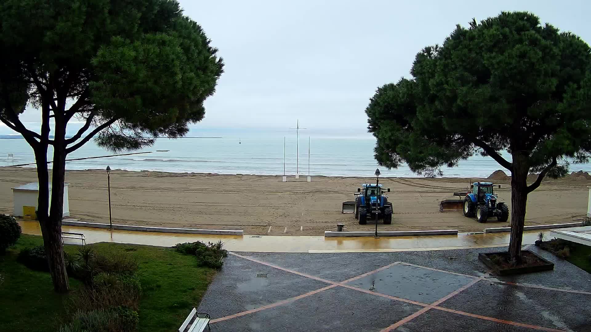 Grado Ulaz na Plažu | Pogled Uživo na Obalu