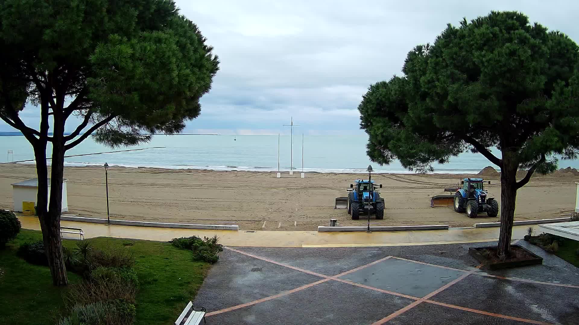 Grado Beach Webcam Entrance | Real-Time View of the Seaside