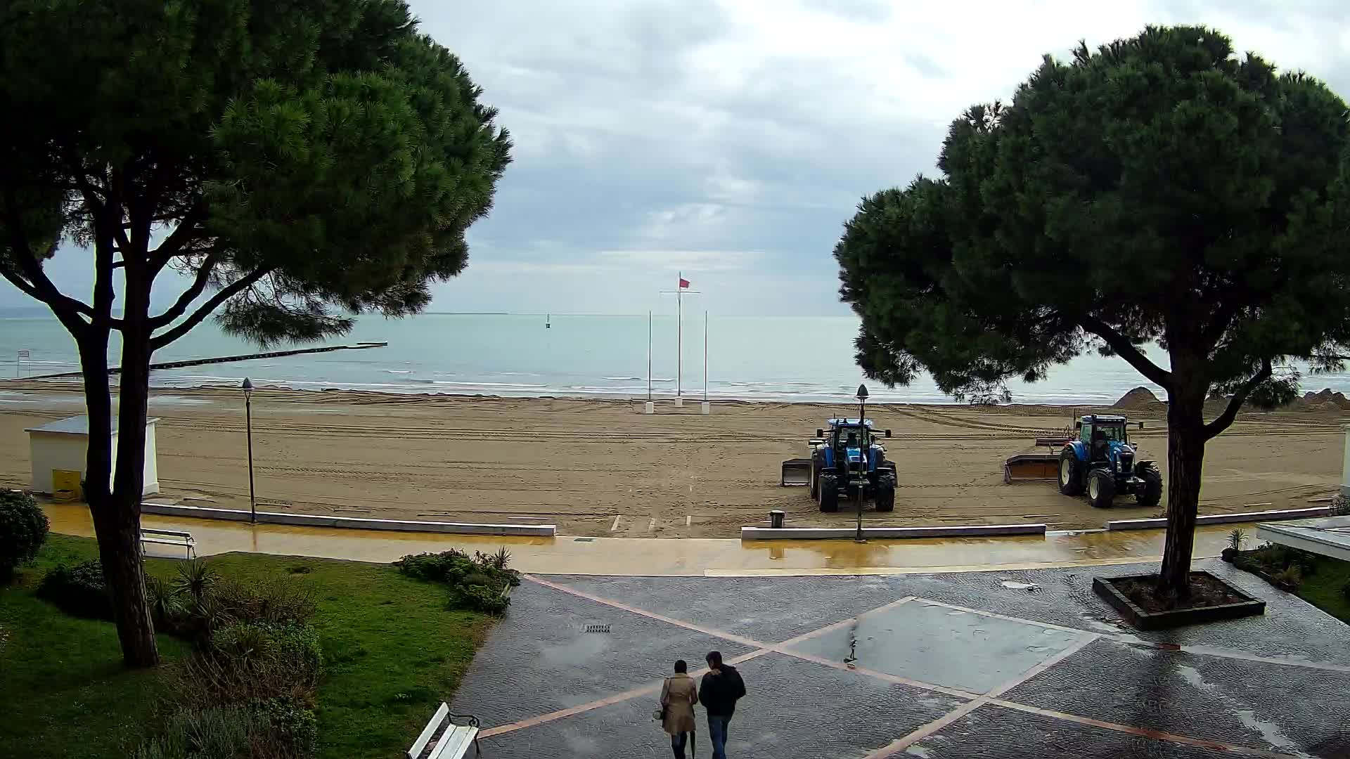 Grado Beach Webcam Entrance | Real-Time View of the Seaside