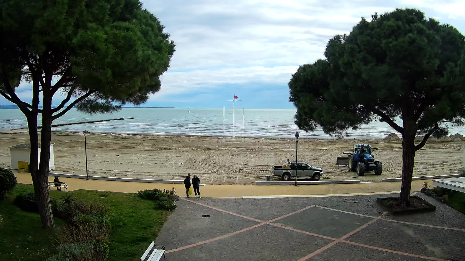 Grado Beach Webcam Entrance | Real-Time View of the Seaside