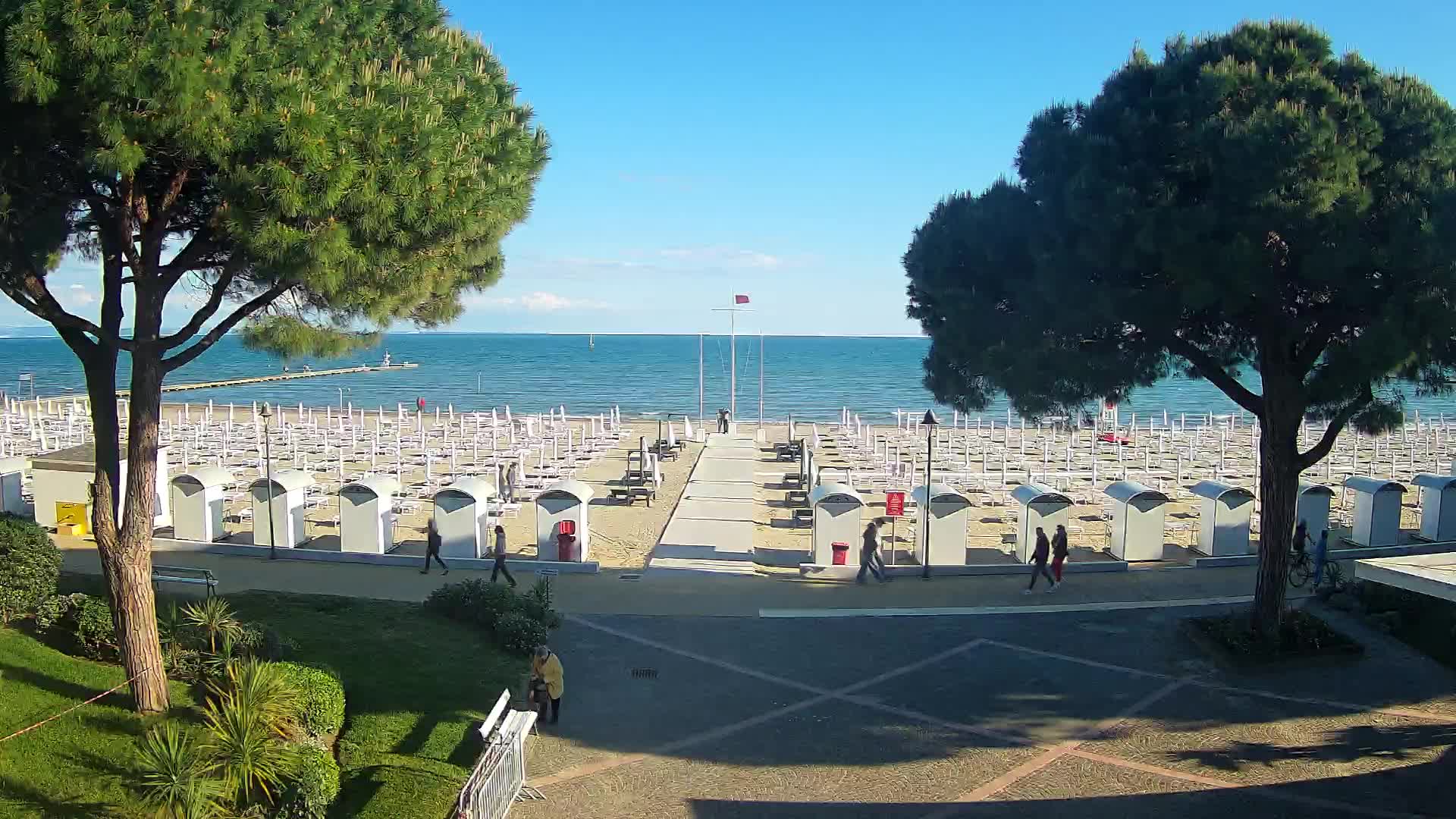 Grado Beach Webcam Entrance | Real-Time View of the Seaside