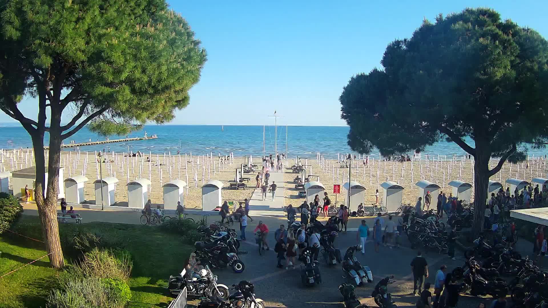 Grado Beach Webcam Entrance | Real-Time View of the Seaside