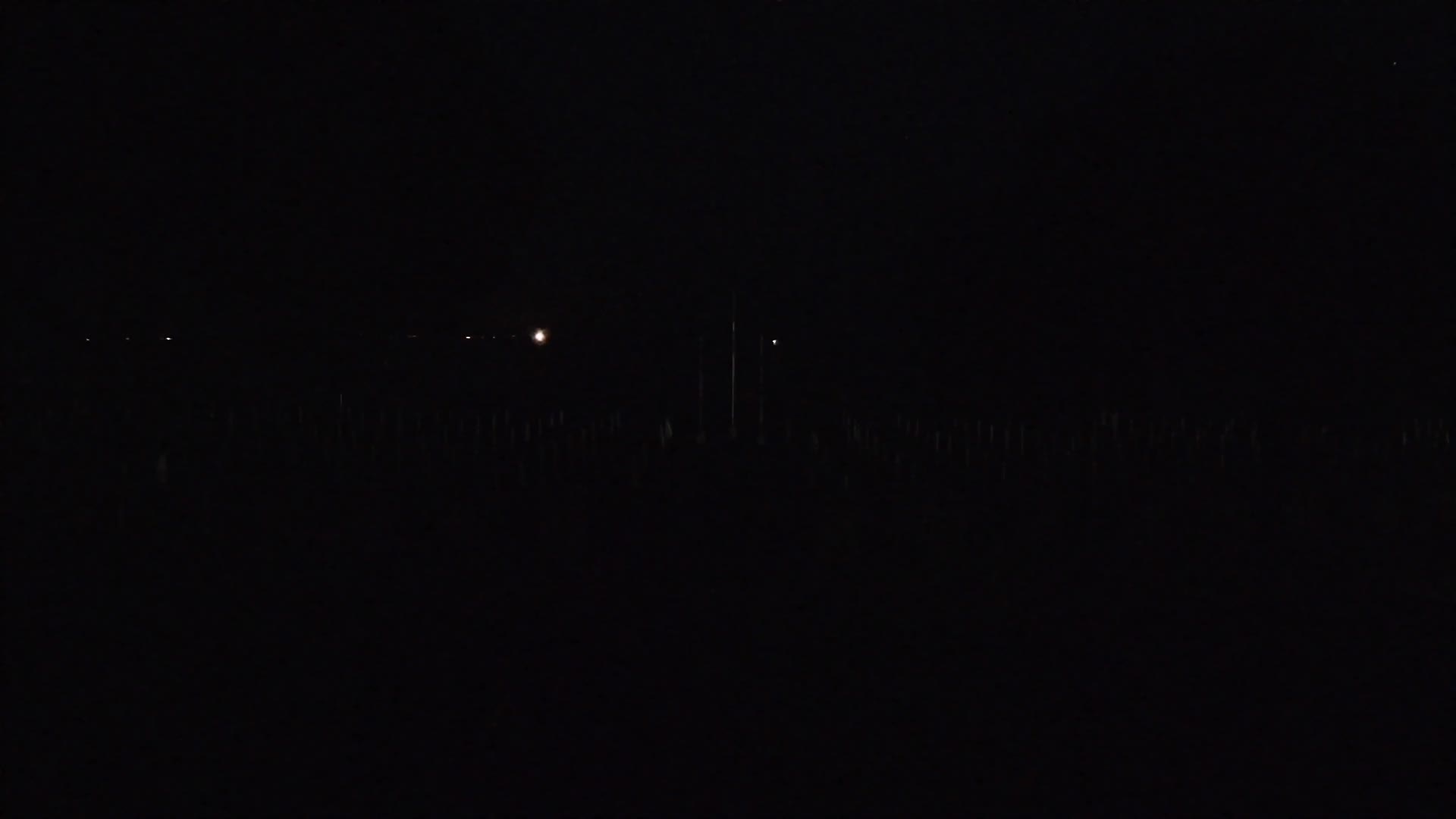 Grado Ulaz na Plažu | Pogled Uživo na Obalu