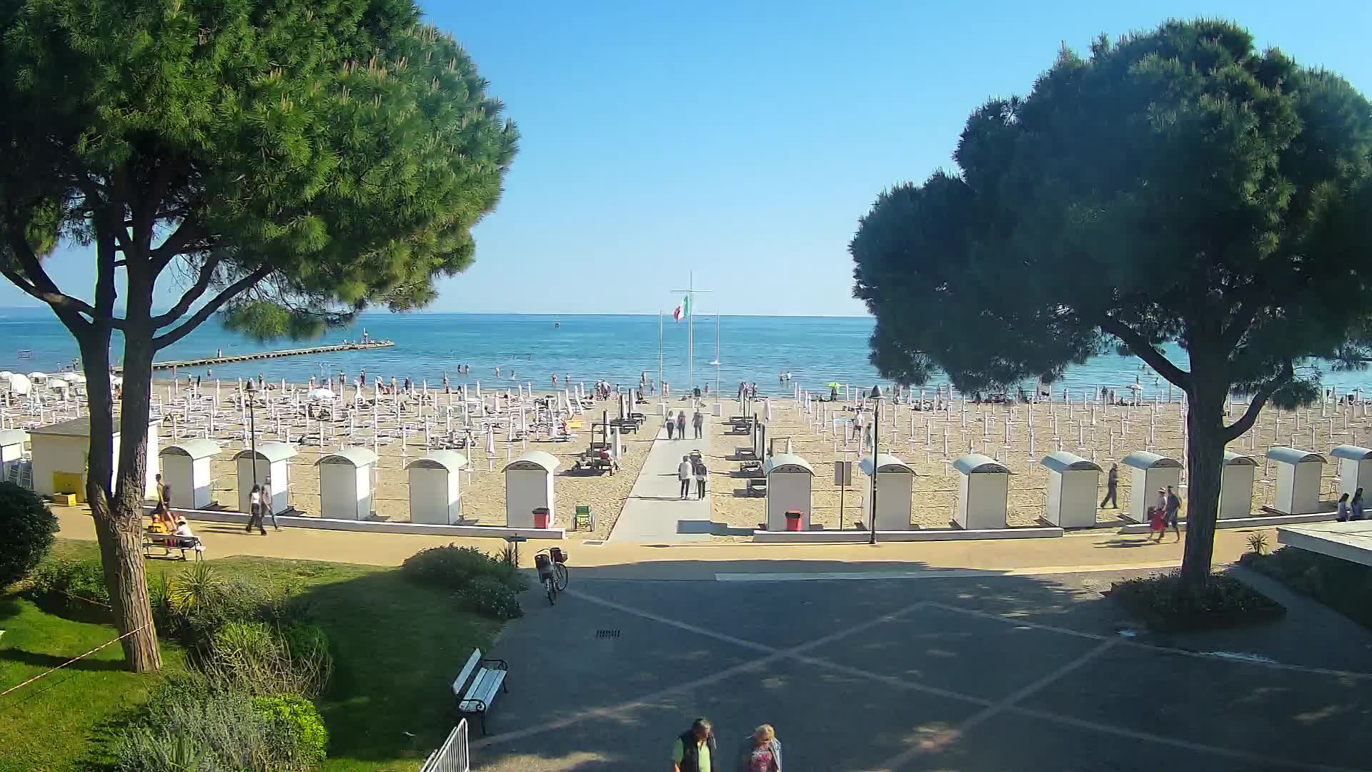 Grado Beach Webcam Entrance | Real-Time View of the Seaside