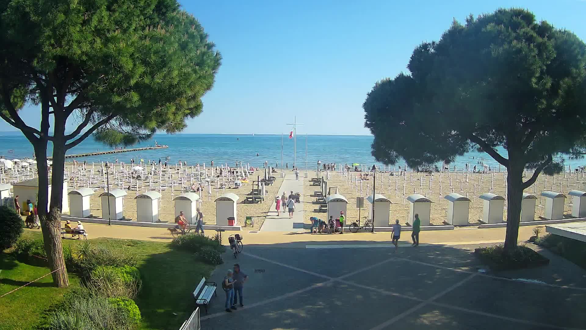 Grado Beach Webcam Entrance | Real-Time View of the Seaside