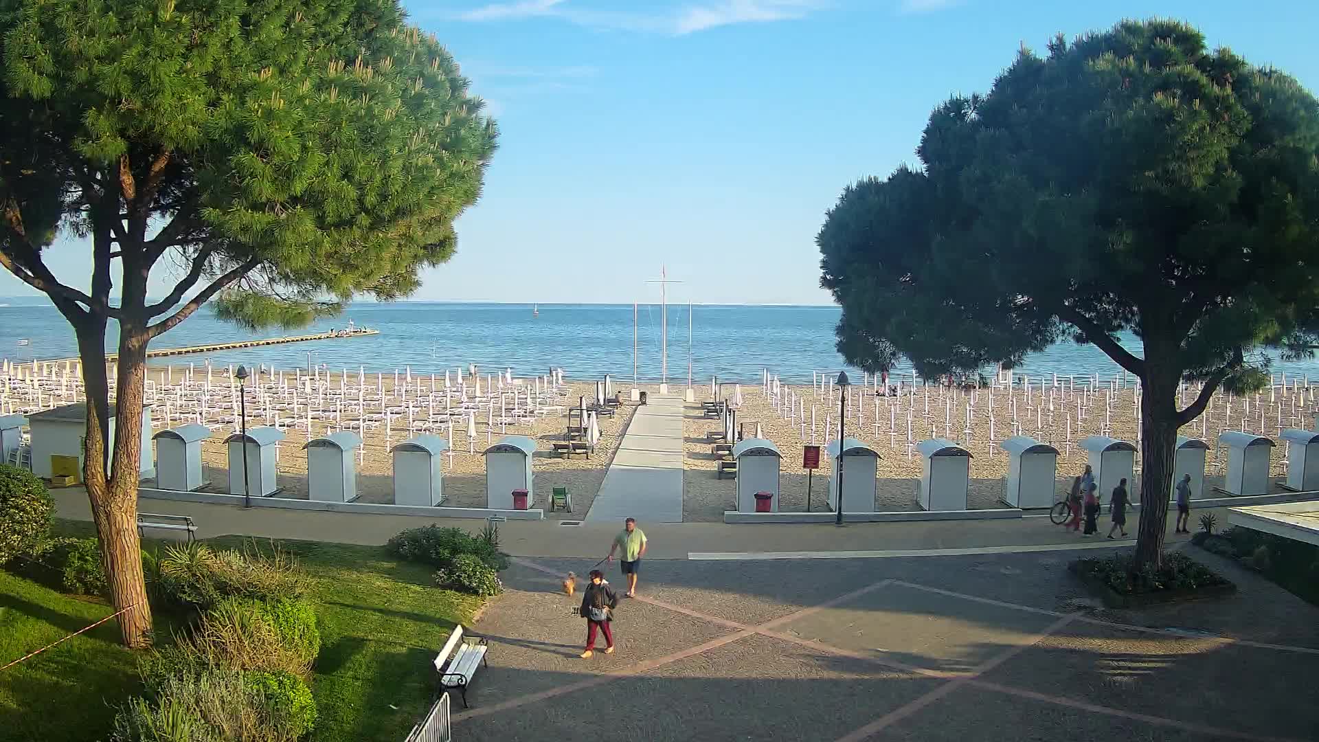 Grado Beach Webcam Entrance | Real-Time View of the Seaside