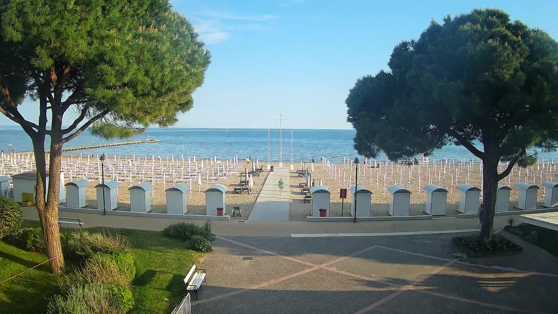 Grado Beach Webcam Entrance | Real-Time View of the Seaside