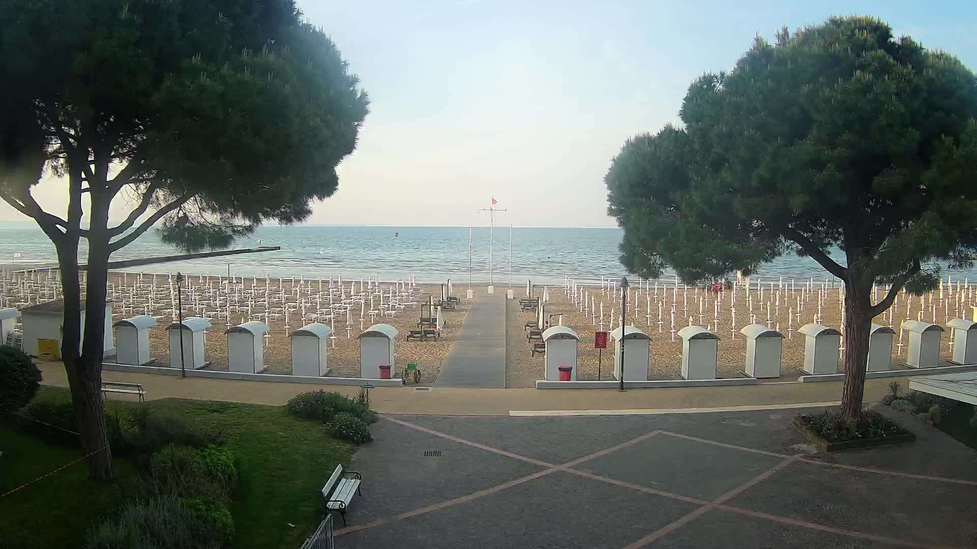 Grado Beach Webcam Entrance | Real-Time View of the Seaside