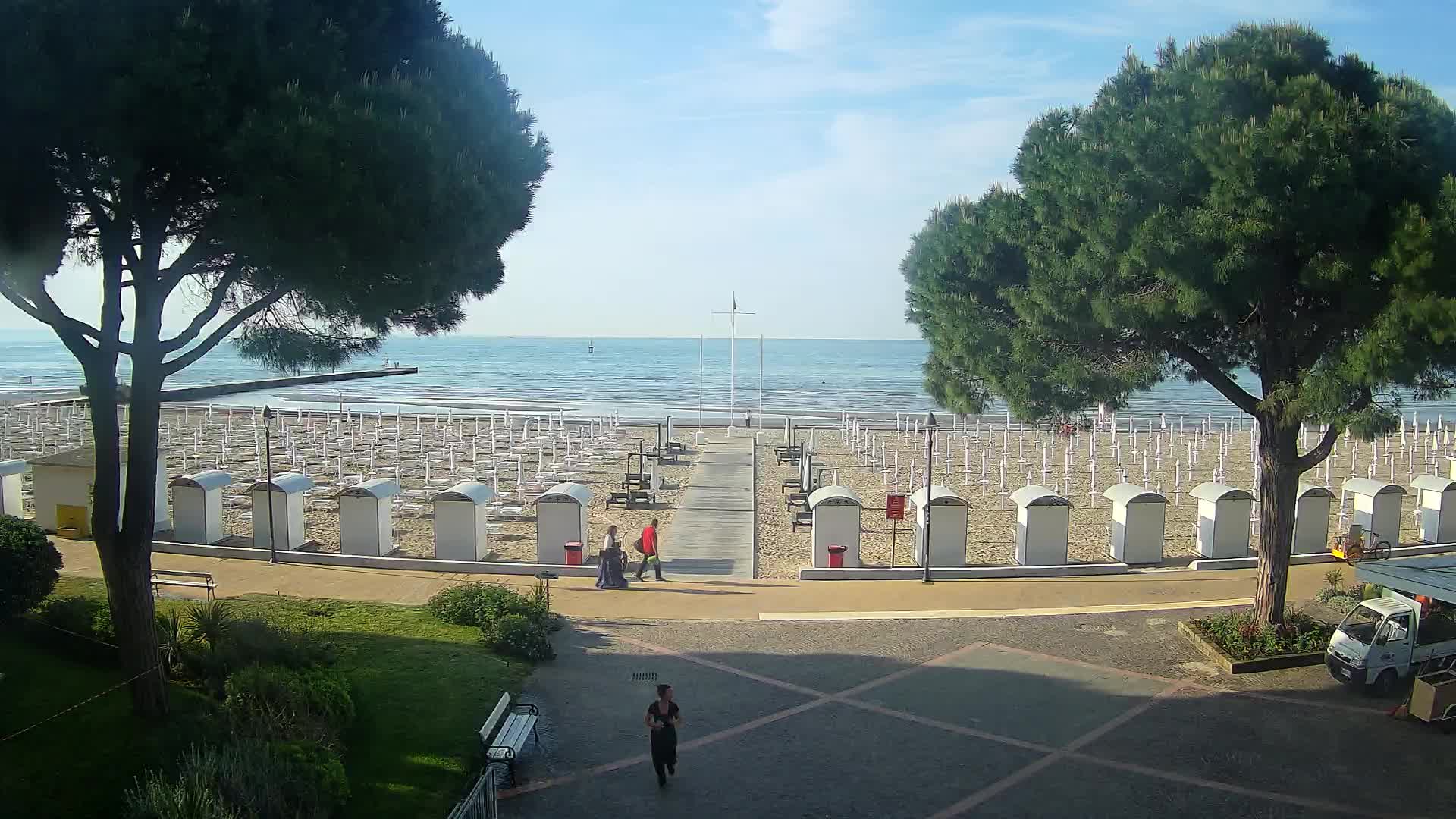 Grado Ulaz na Plažu | Pogled Uživo na Obalu