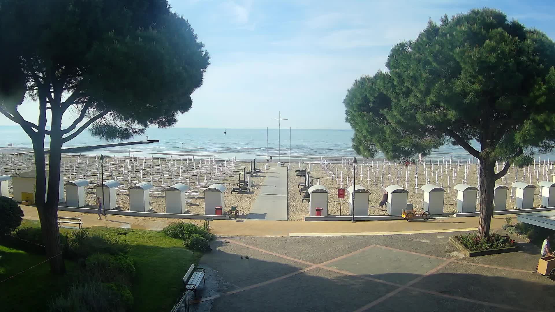 Grado Ulaz na Plažu | Pogled Uživo na Obalu