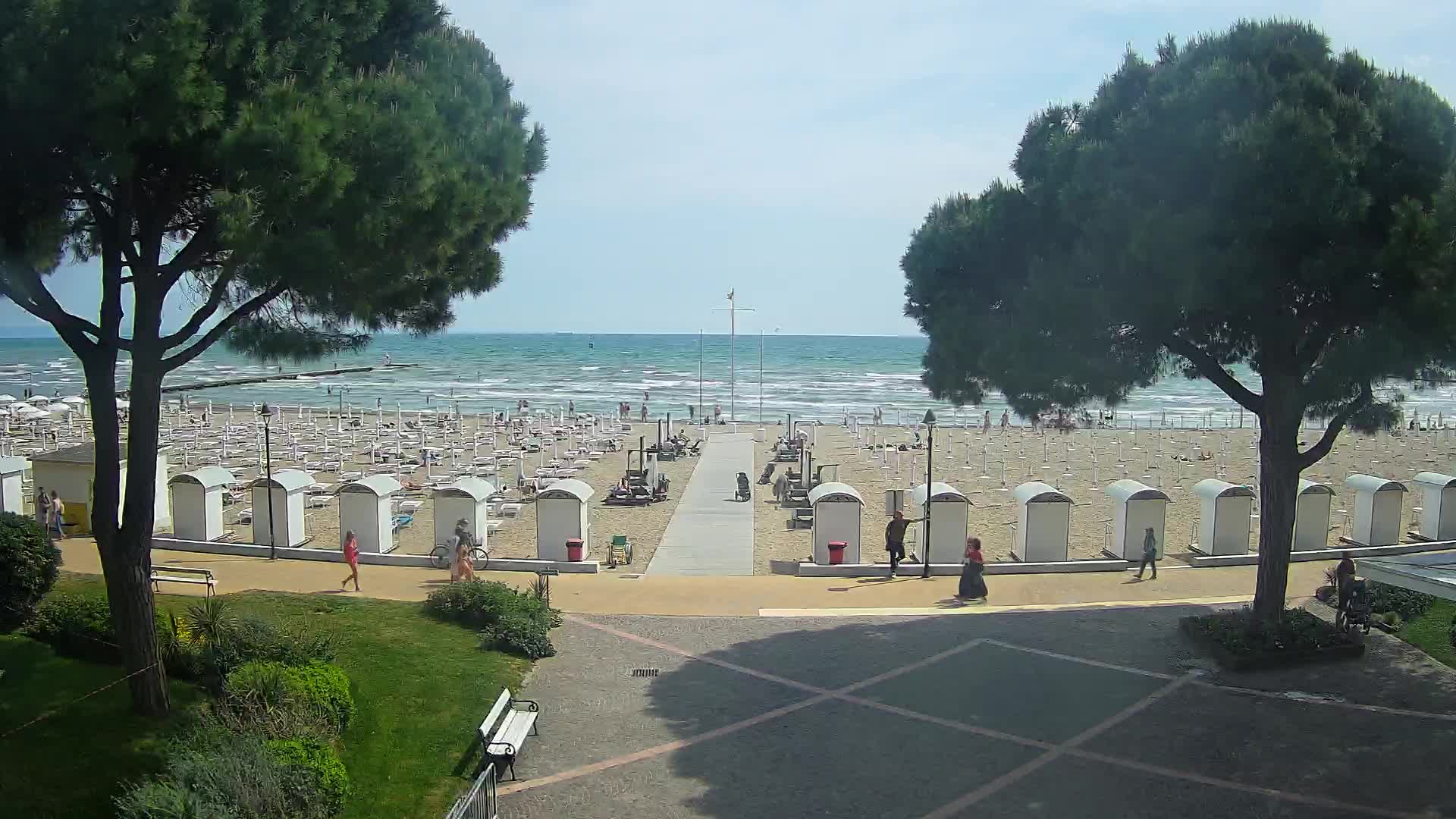 Grado Beach Webcam Entrance | Real-Time View of the Seaside