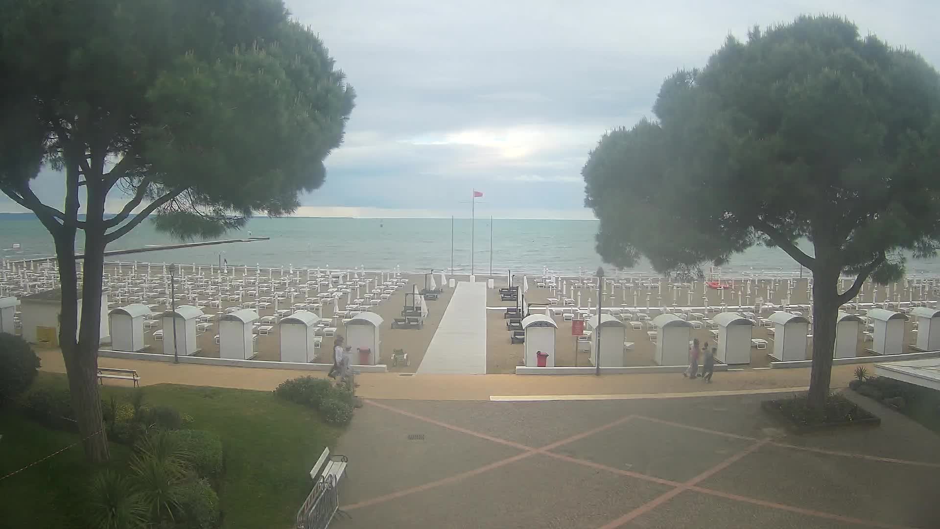 Grado Beach Webcam Entrance | Real-Time View of the Seaside