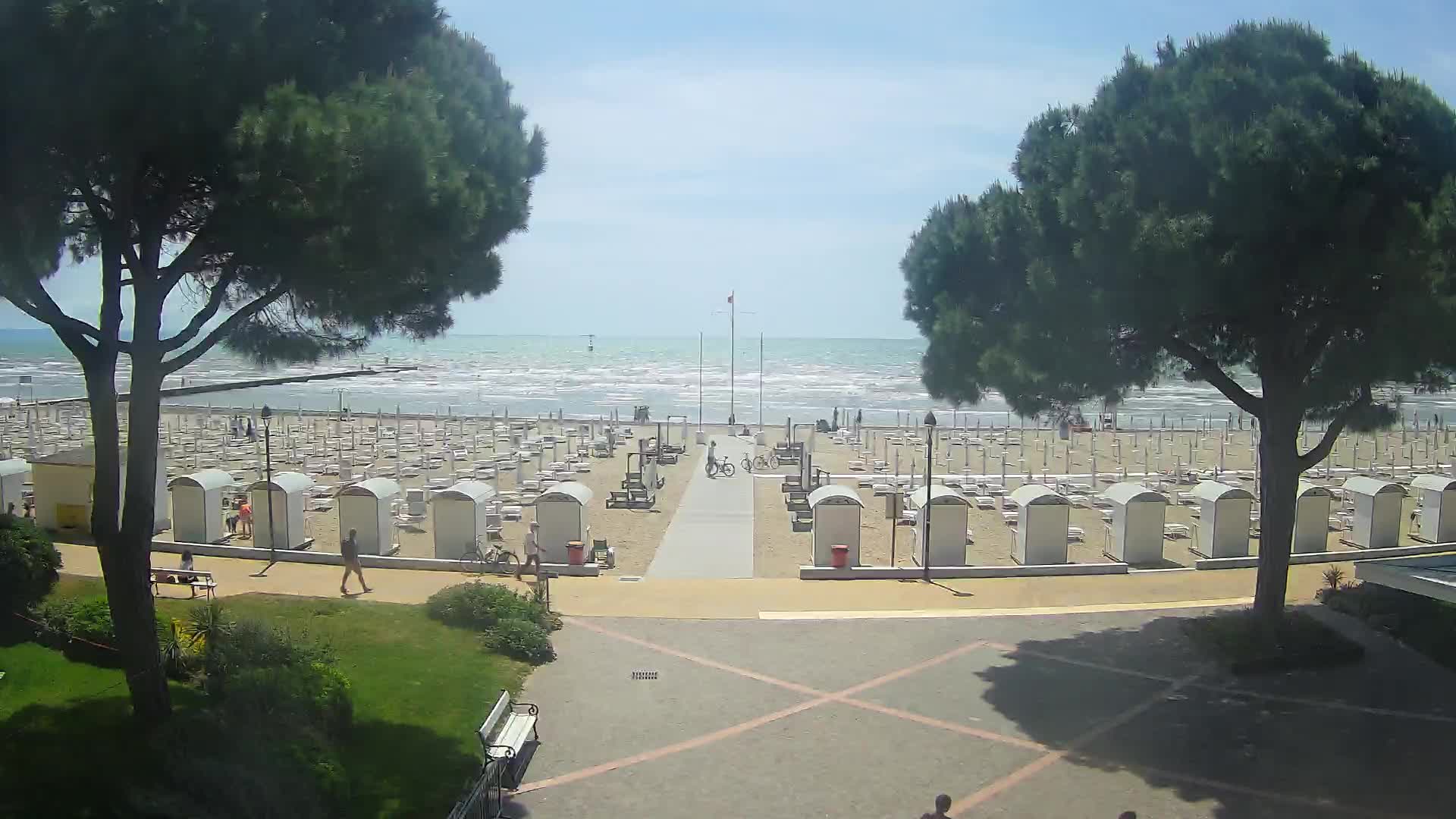 Grado Ulaz na Plažu | Pogled Uživo na Obalu