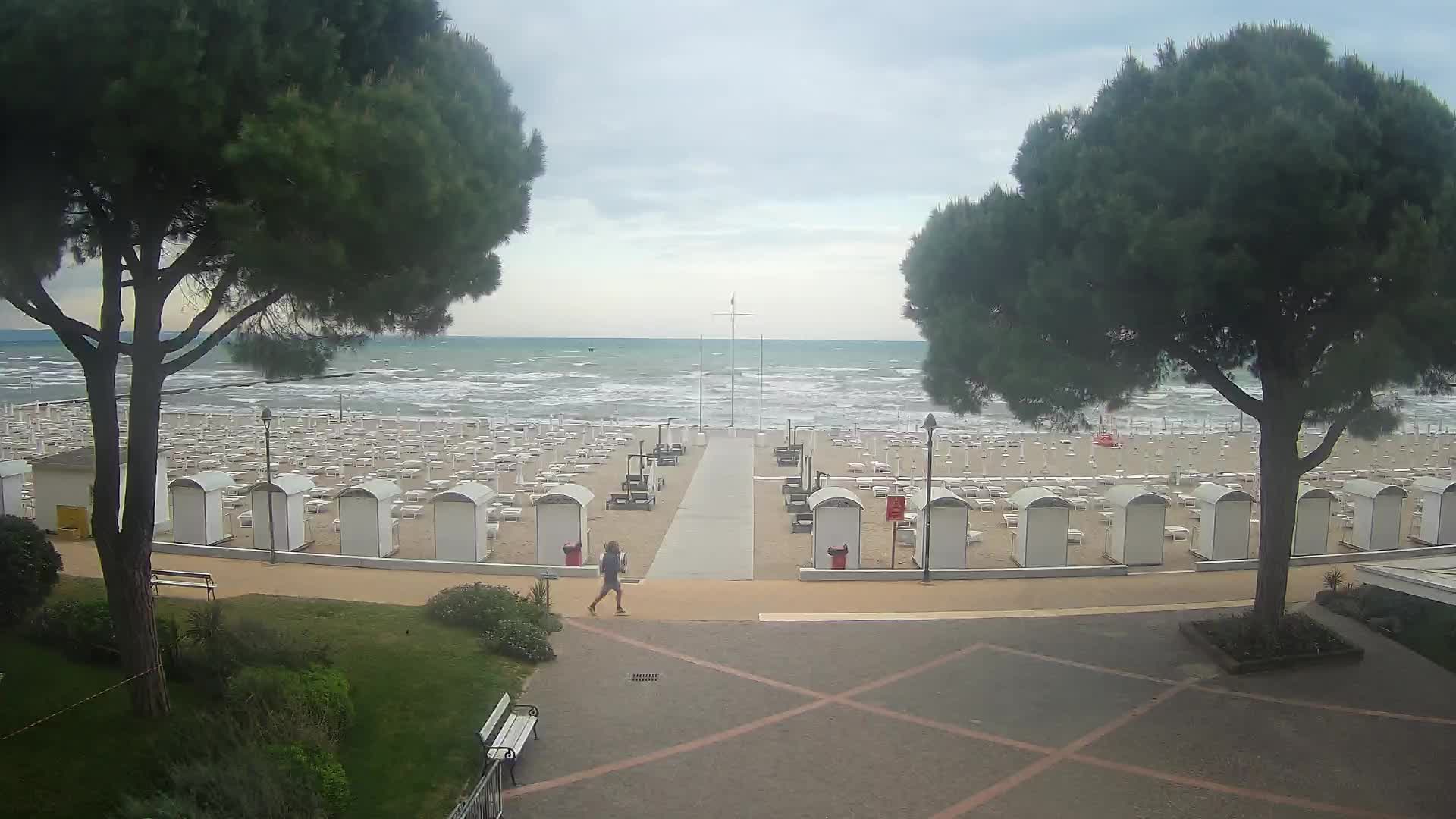 Grado Beach Webcam Entrance | Real-Time View of the Seaside