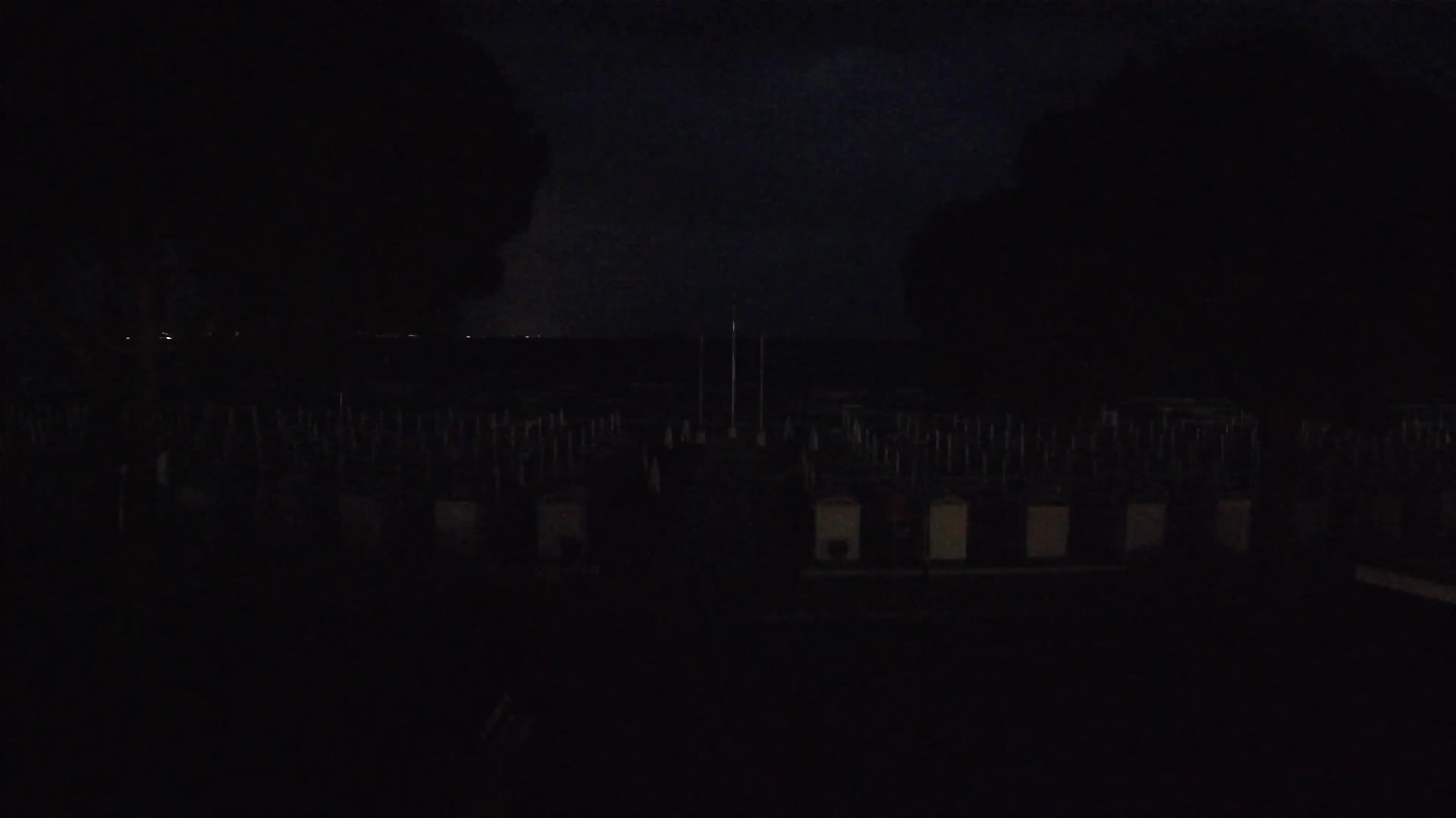 Grado Beach Webcam Entrance | Real-Time View of the Seaside