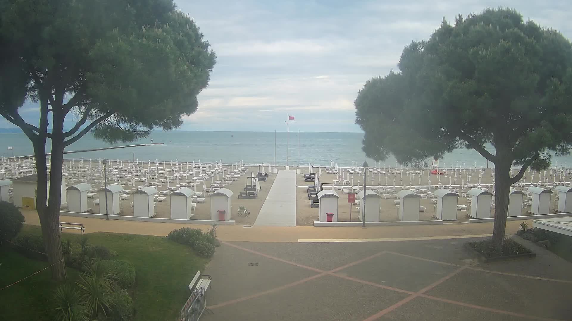 Grado Beach Webcam Entrance | Real-Time View of the Seaside