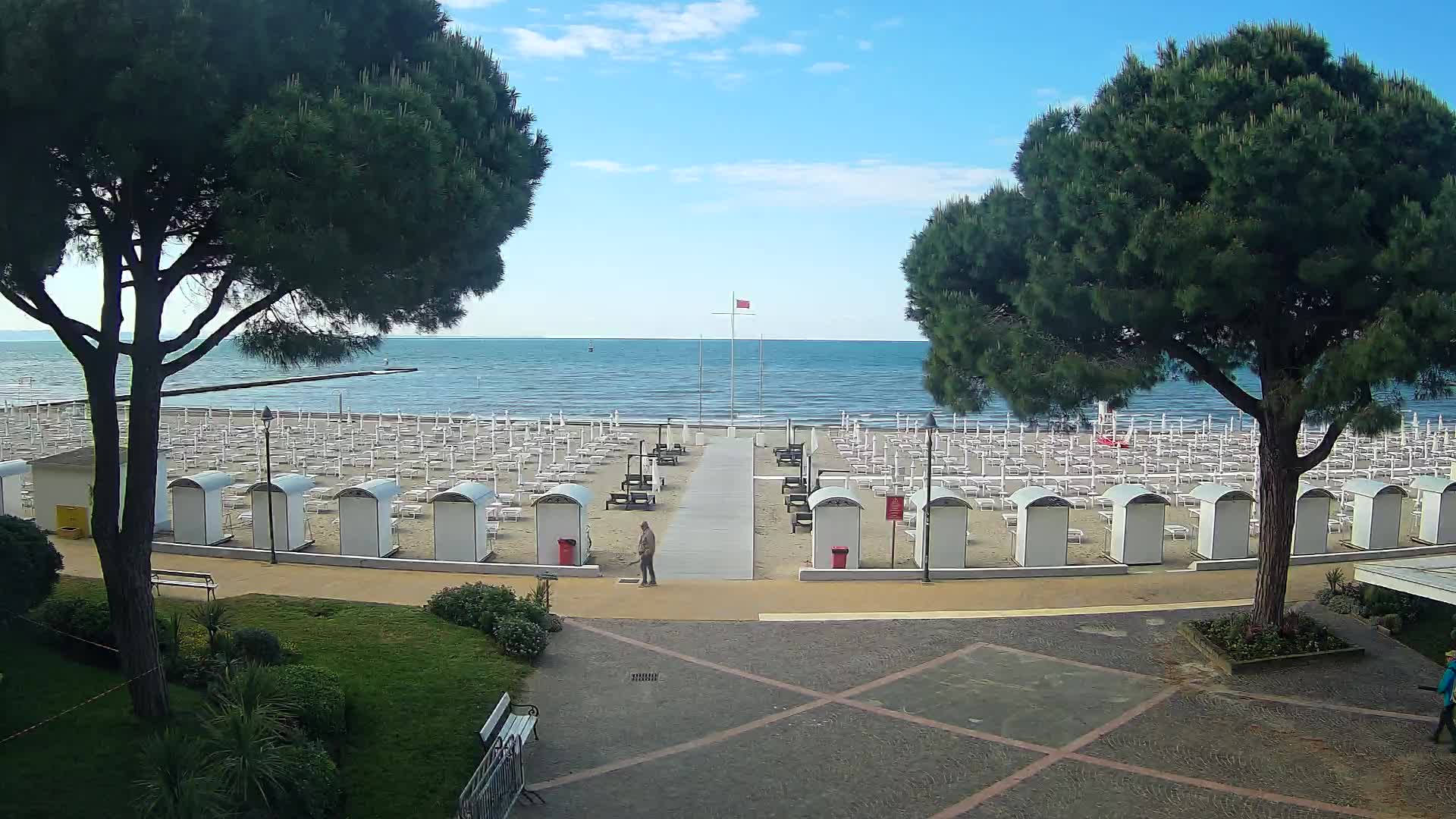 Grado Beach Webcam Entrance | Real-Time View of the Seaside