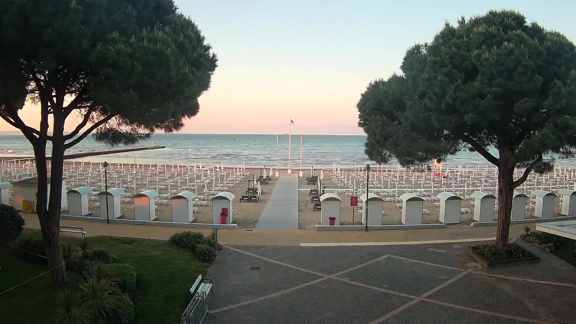Ingresso Spiaggia Grado | Vista in Diretta sul Mare