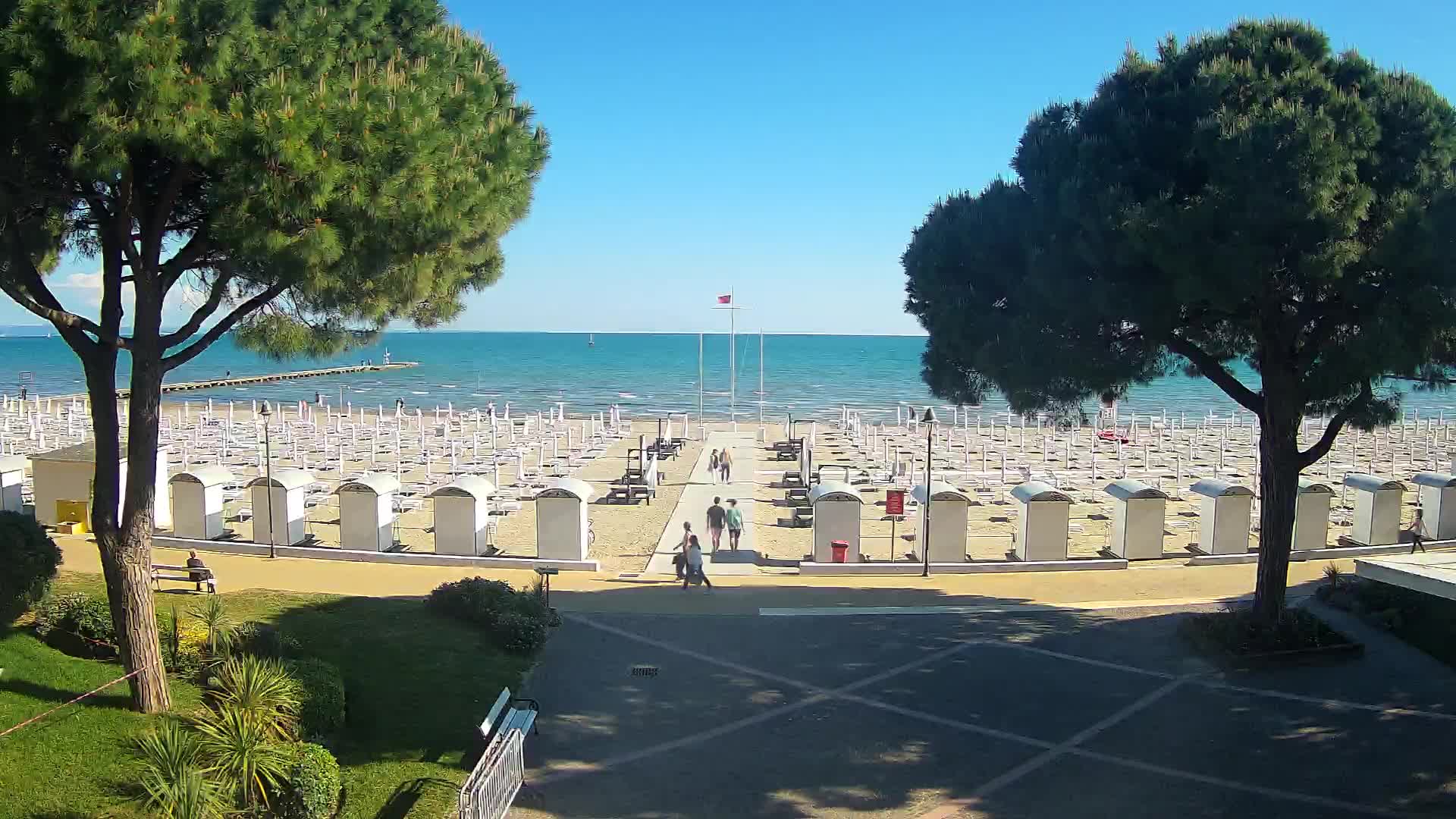 Grado Beach Webcam Entrance | Real-Time View of the Seaside