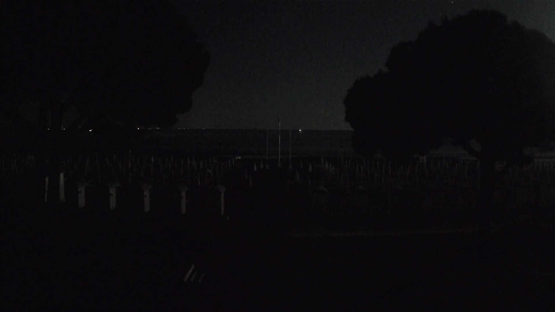 Grado Ulaz na Plažu | Pogled Uživo na Obalu
