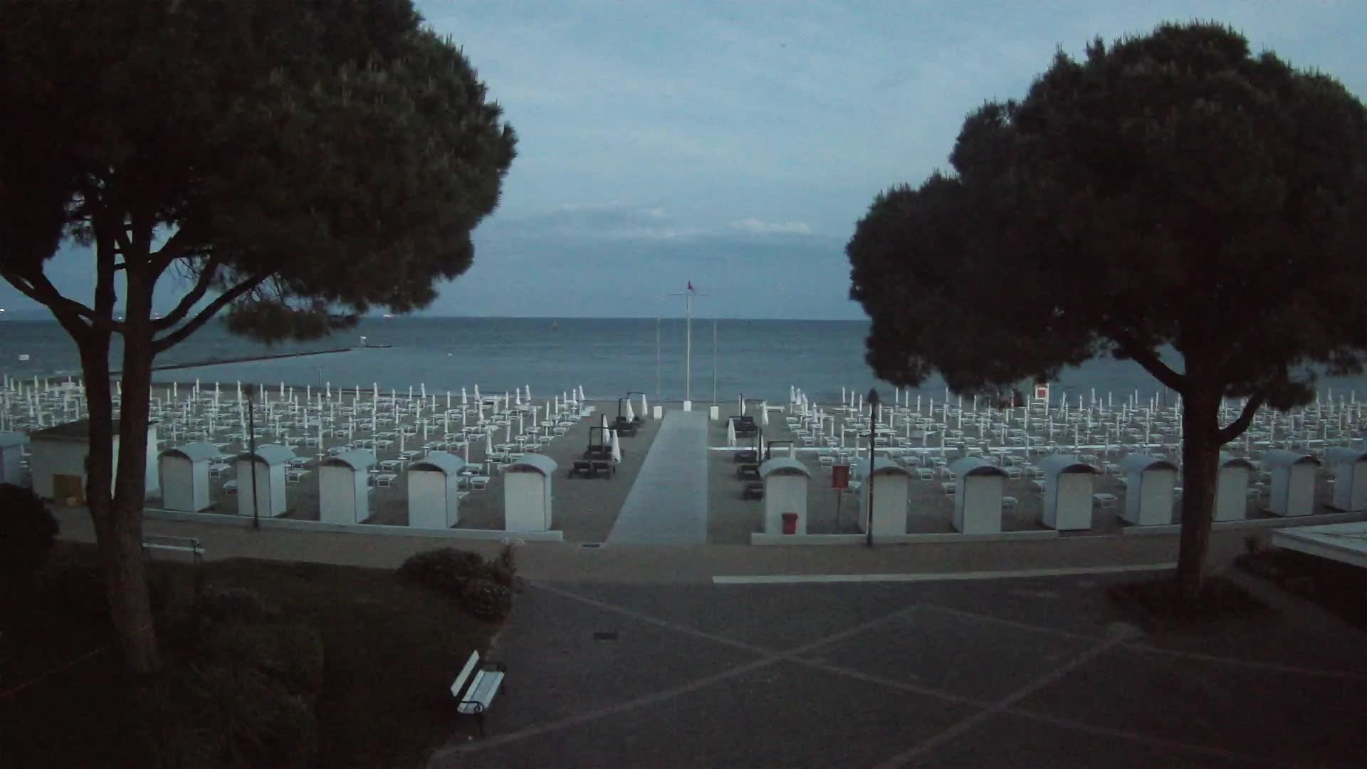 Ingresso Spiaggia Grado | Vista in Diretta sul Mare