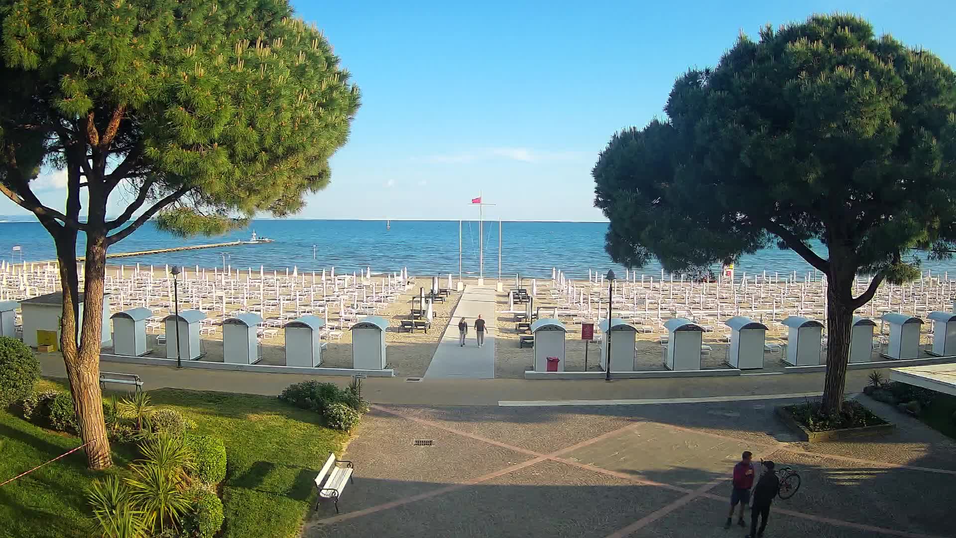 Grado Beach Webcam Entrance | Real-Time View of the Seaside