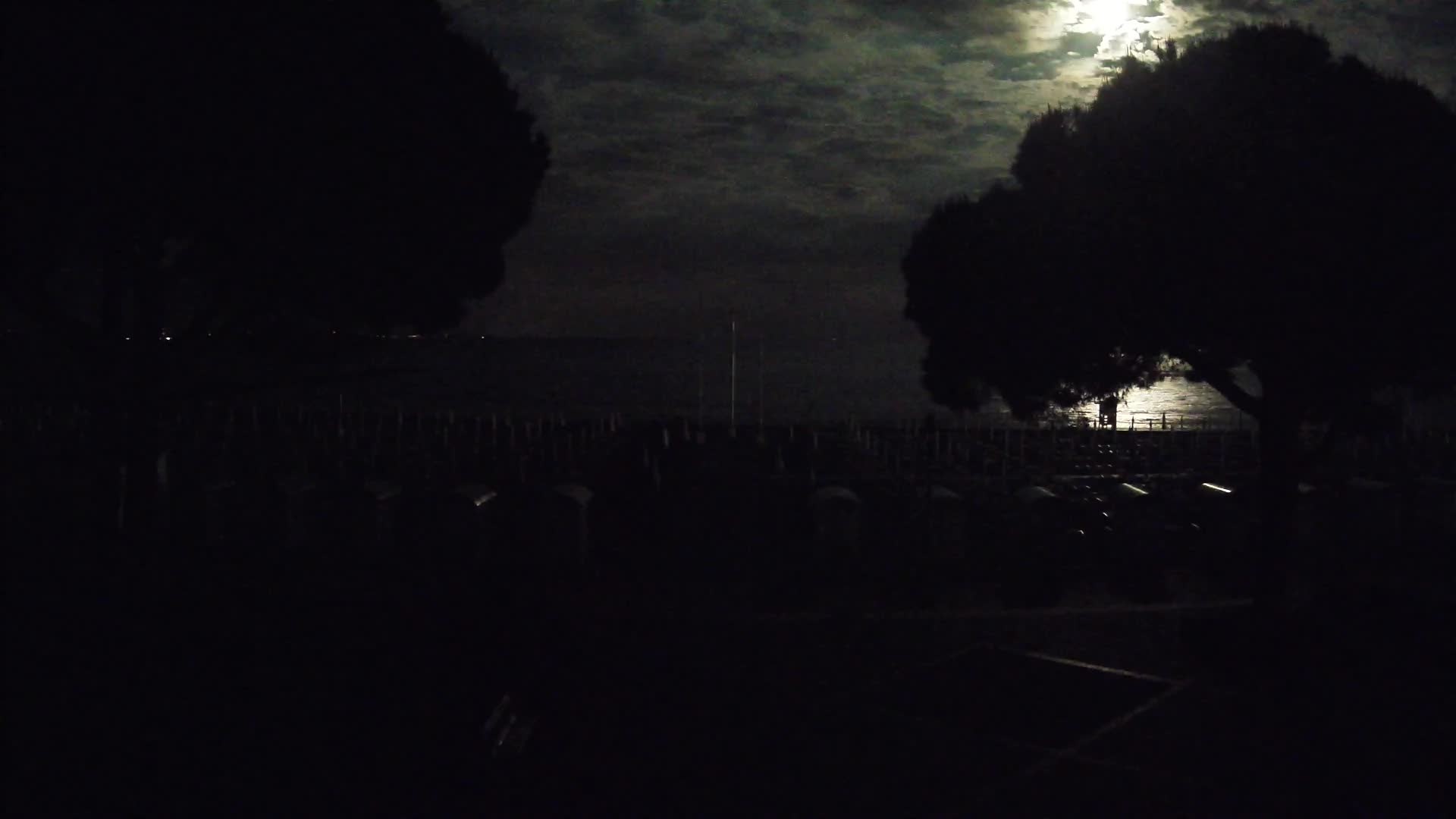 Grado Beach Webcam Entrance | Real-Time View of the Seaside