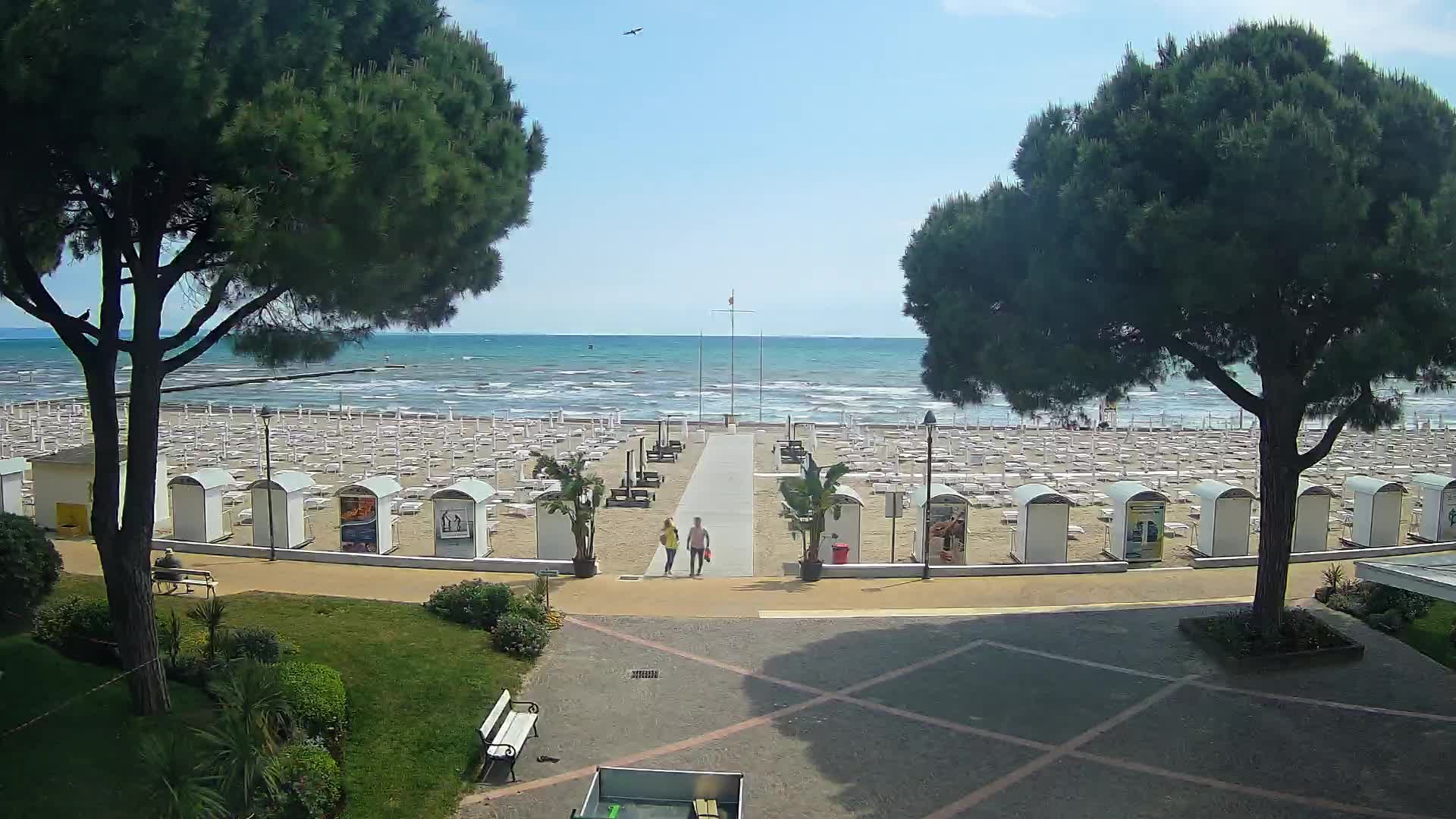 Grado Beach Webcam Entrance | Real-Time View of the Seaside