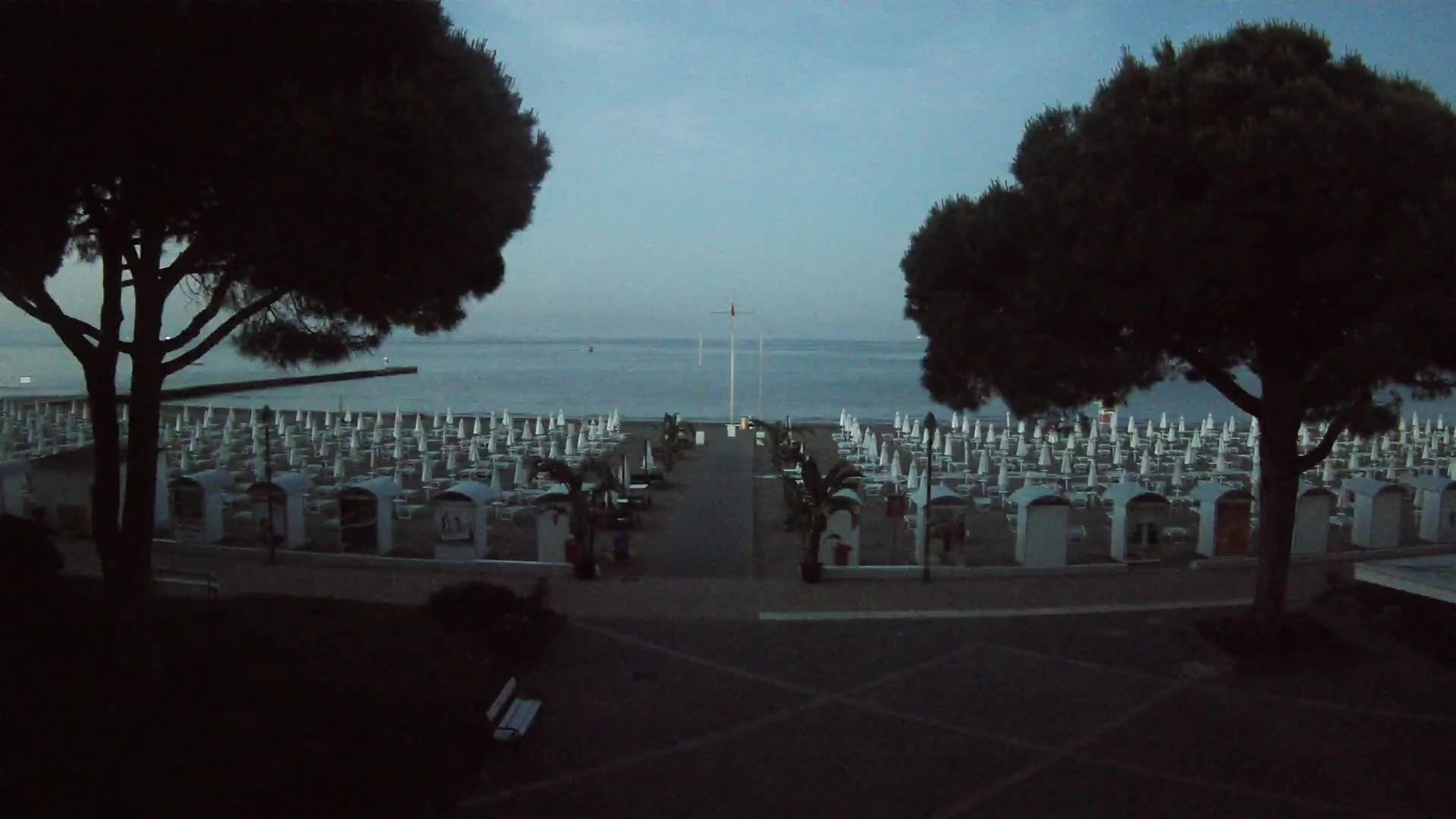Ingresso Spiaggia Grado | Vista in Diretta sul Mare