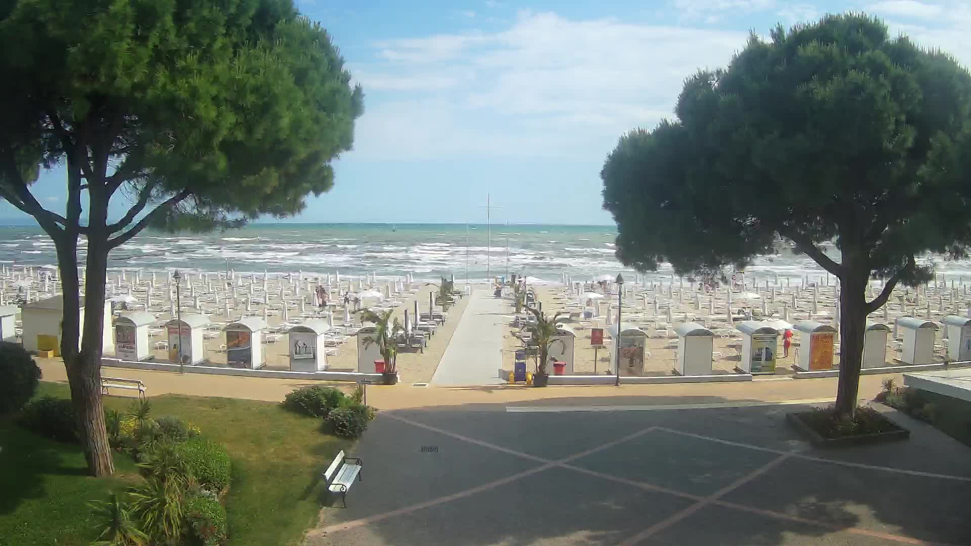 Grado Ulaz na Plažu | Pogled Uživo na Obalu