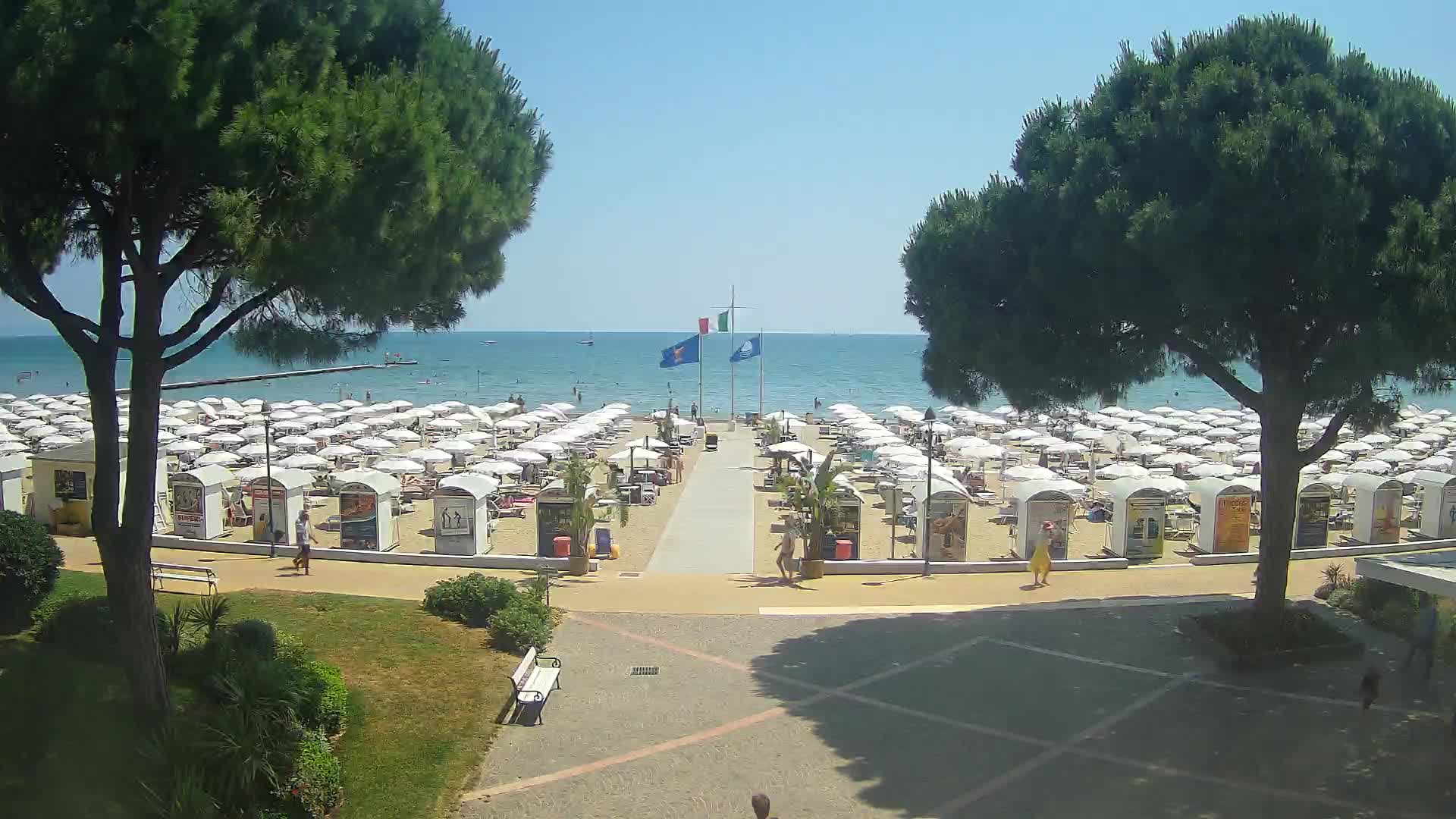 Grado Beach Webcam Entrance | Real-Time View of the Seaside