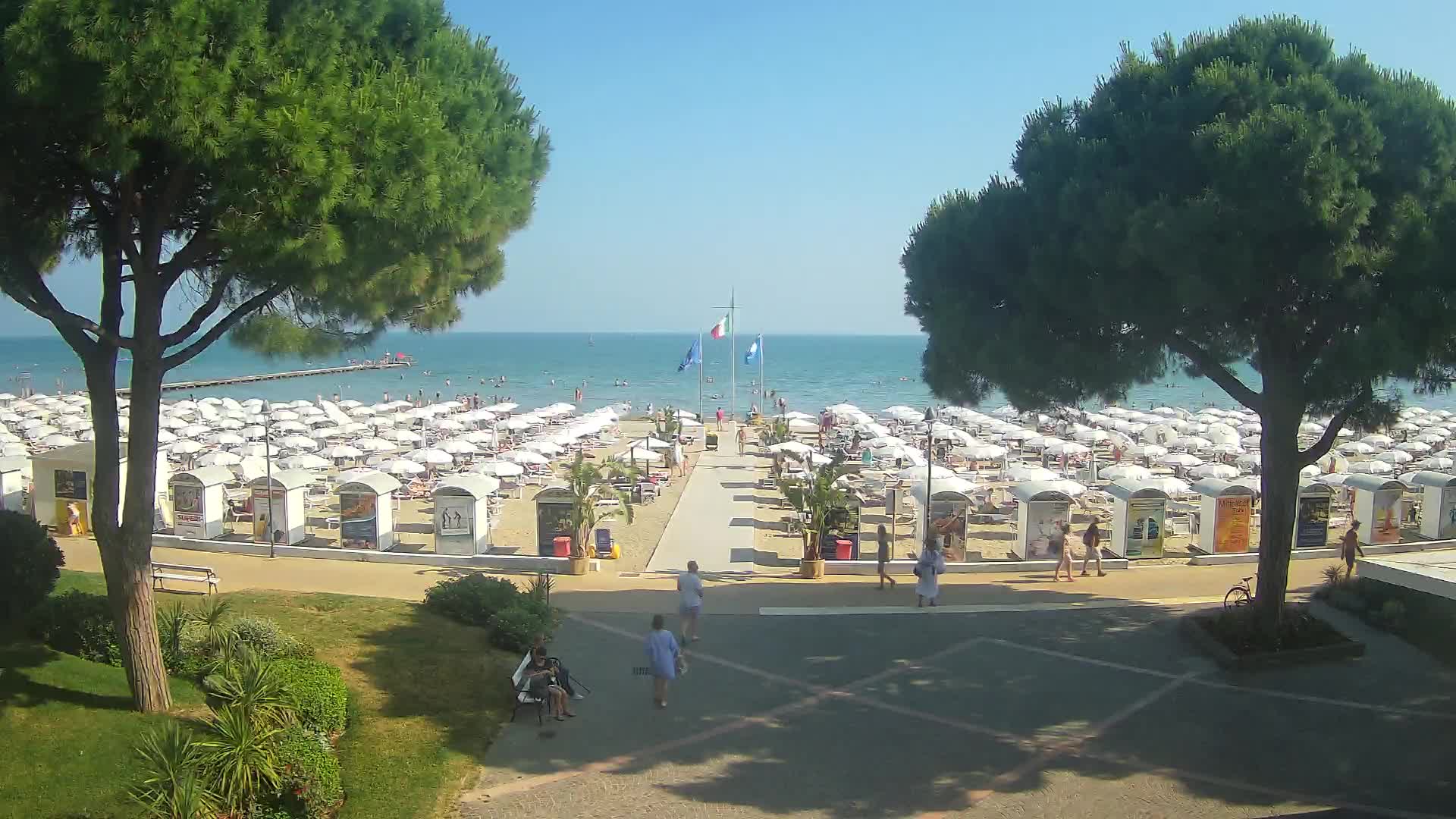 Grado Beach Webcam Entrance | Real-Time View of the Seaside