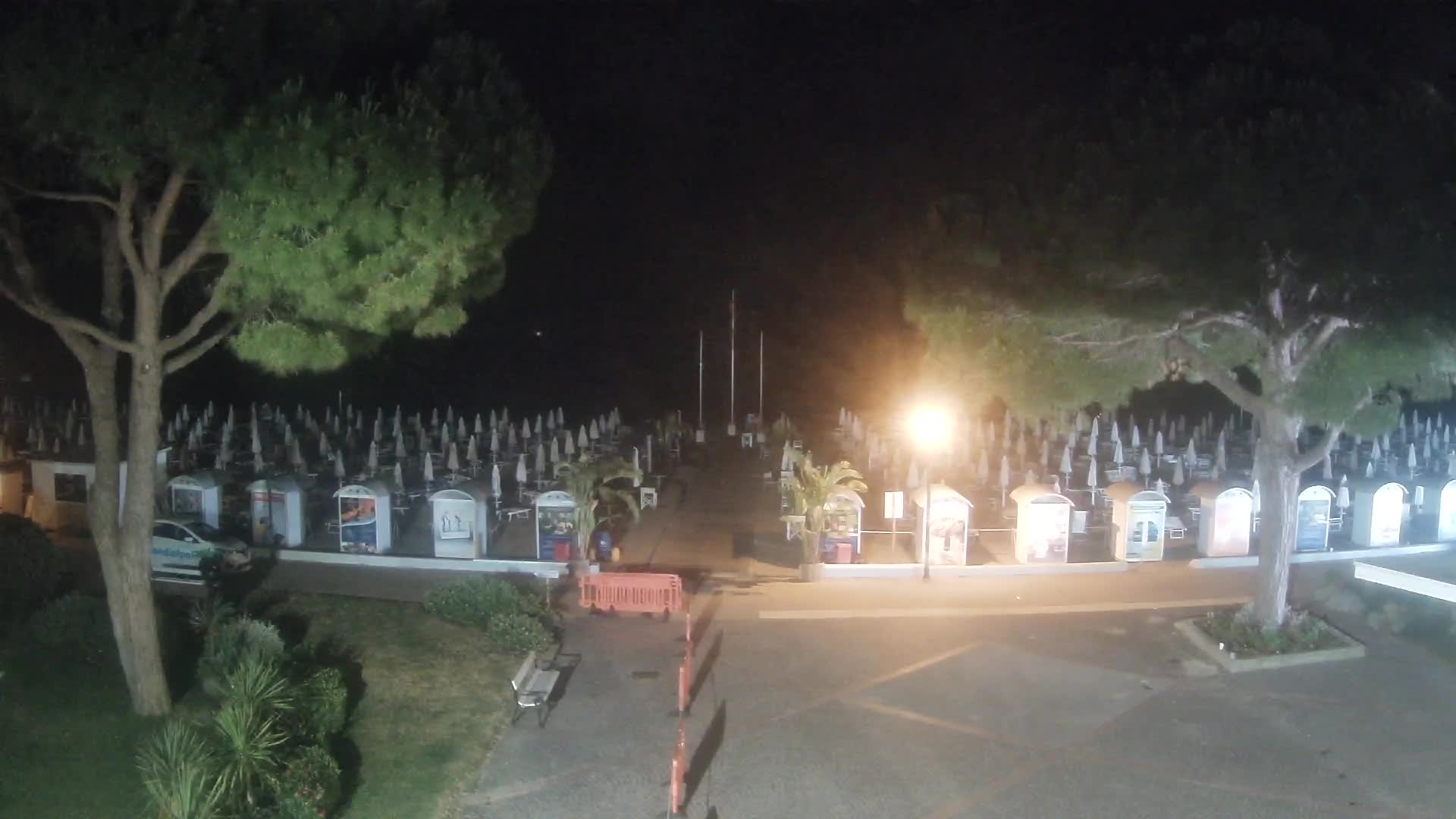 Grado Ulaz na Plažu | Pogled Uživo na Obalu