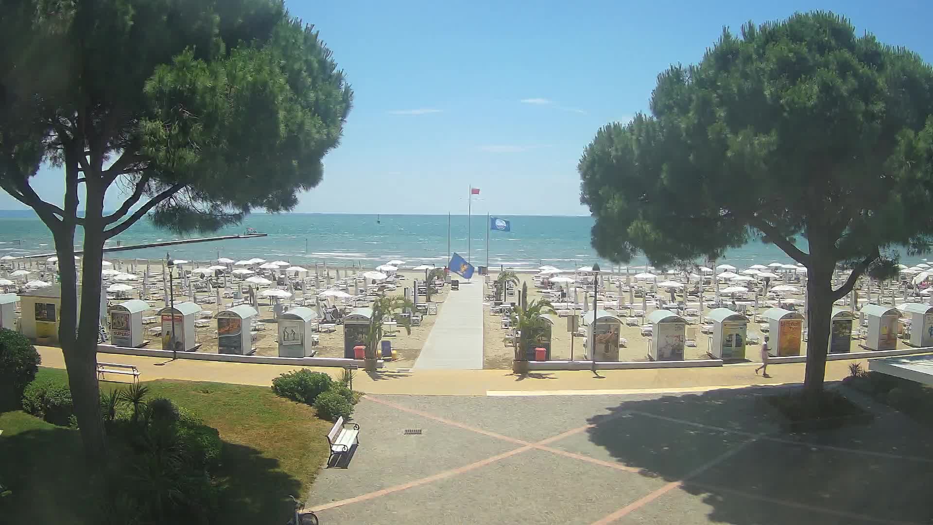 Grado Beach Webcam Entrance | Real-Time View of the Seaside