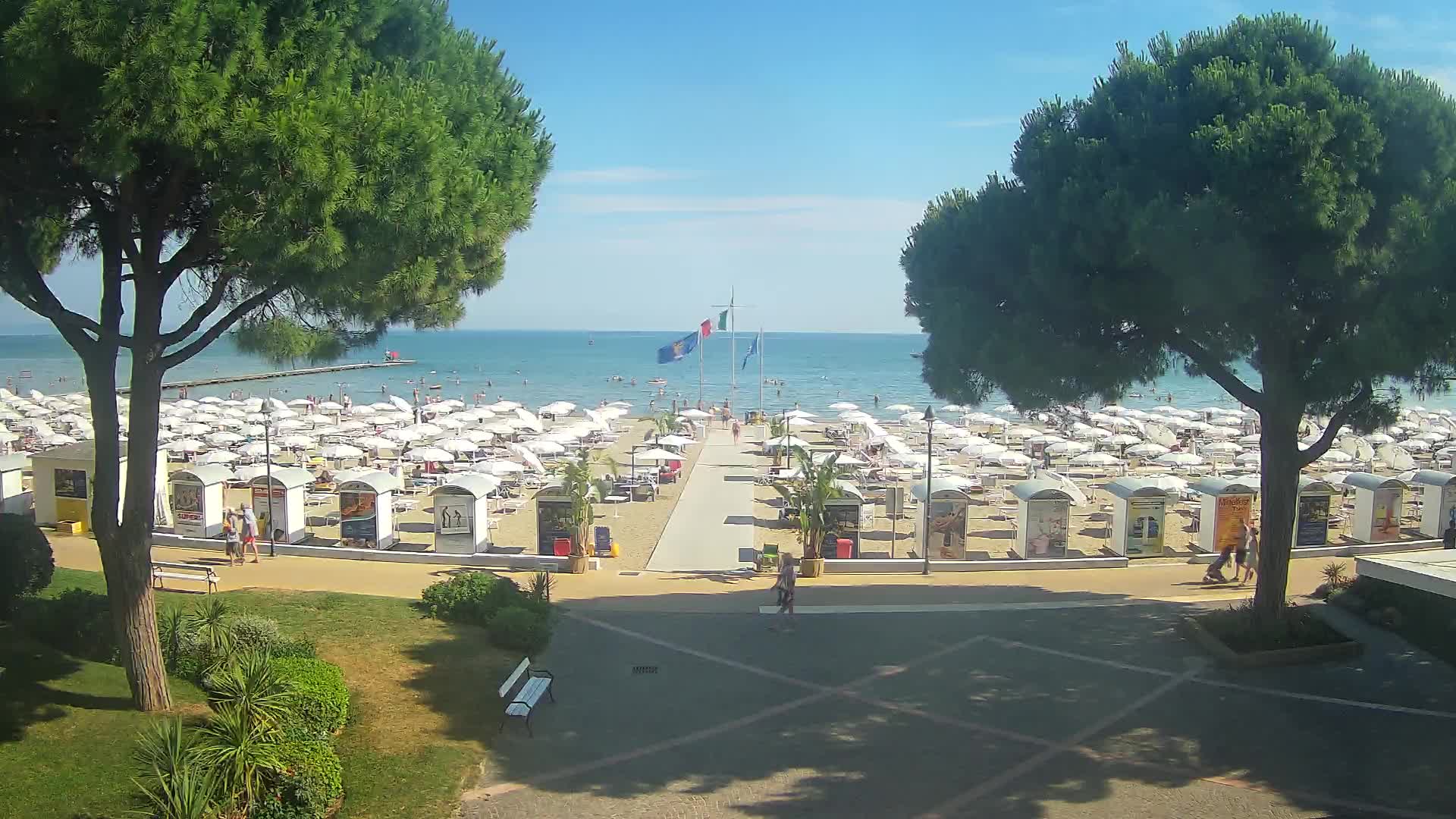 Grado Beach Webcam Entrance | Real-Time View of the Seaside
