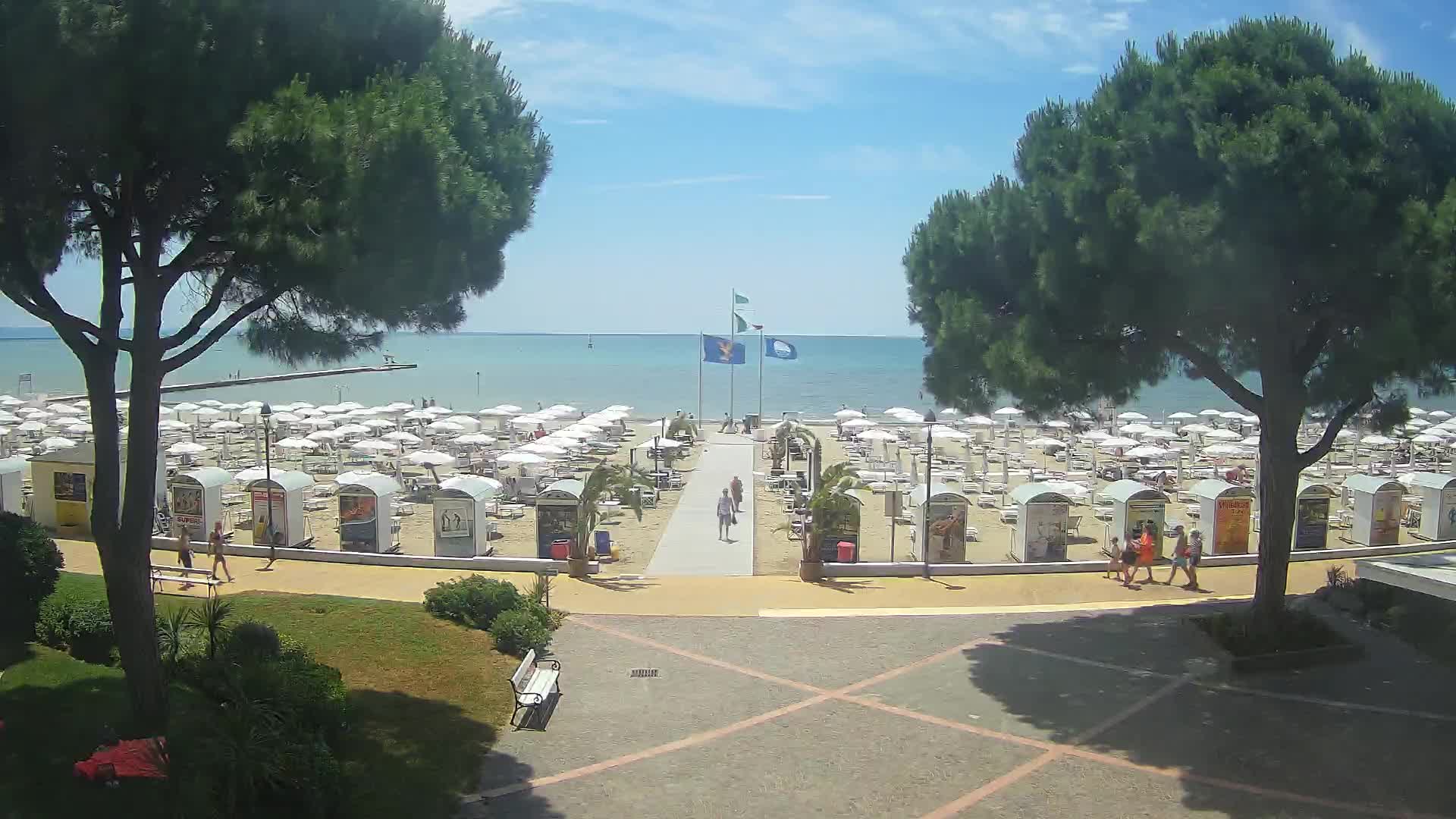 Grado Beach Webcam Entrance | Real-Time View of the Seaside