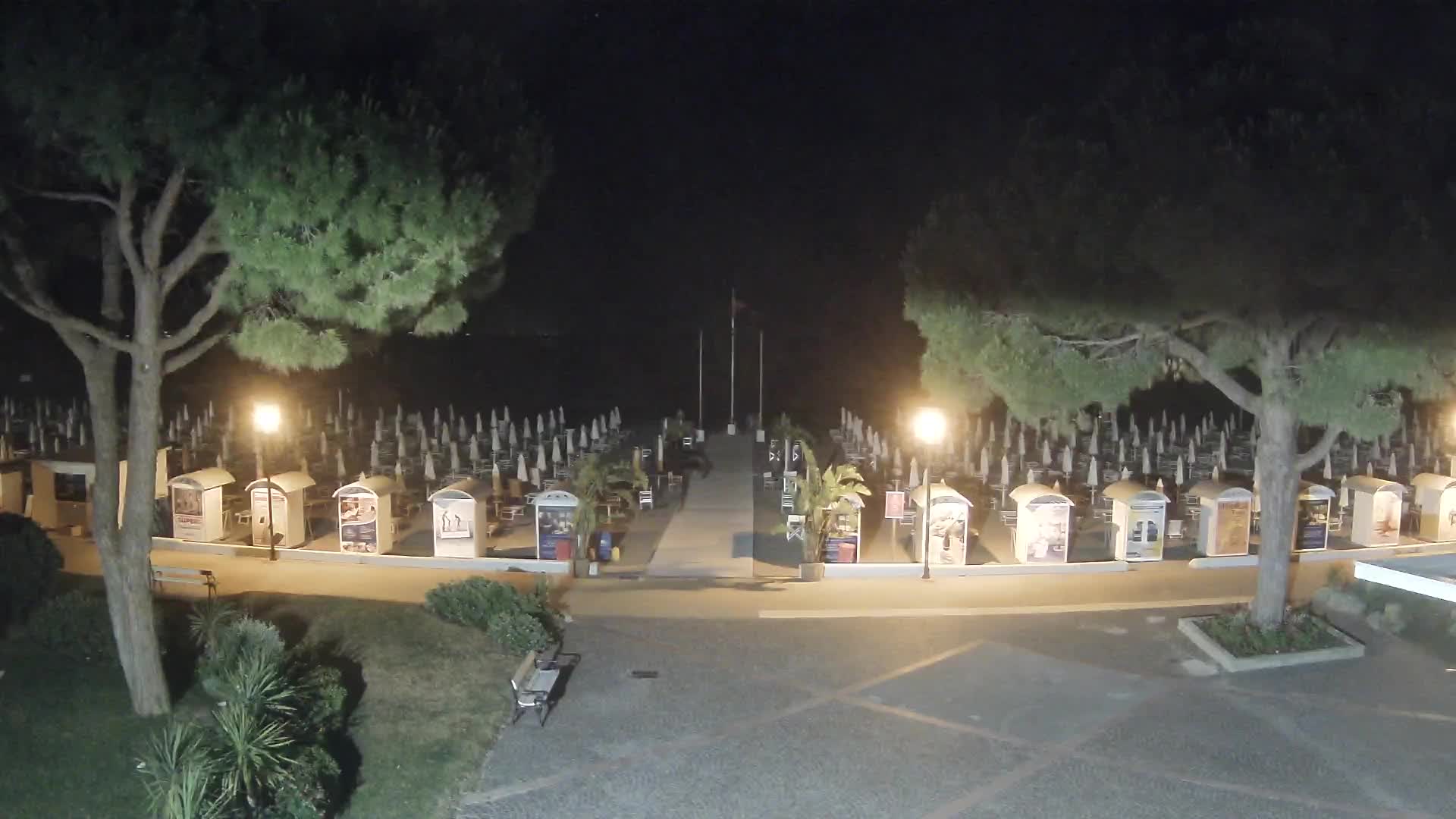 Grado Beach Webcam Entrance | Real-Time View of the Seaside