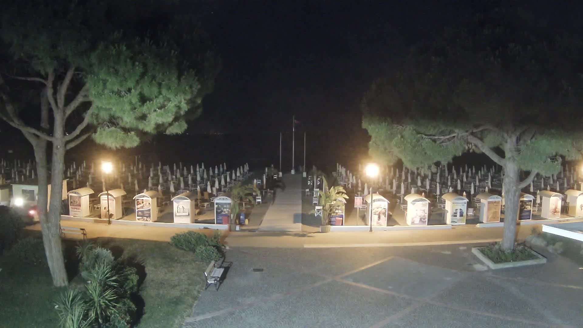 Grado Beach Webcam Entrance | Real-Time View of the Seaside