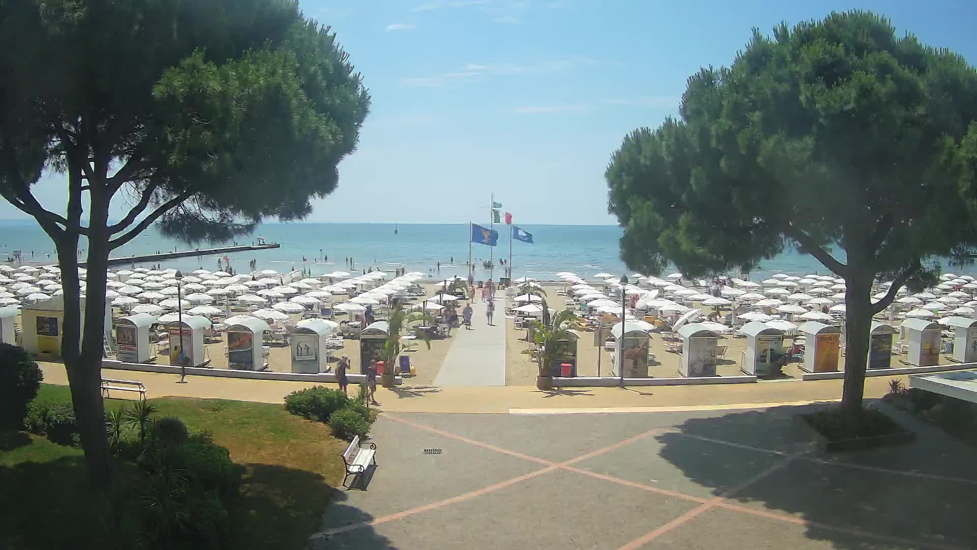 Grado Beach Webcam Entrance | Real-Time View of the Seaside