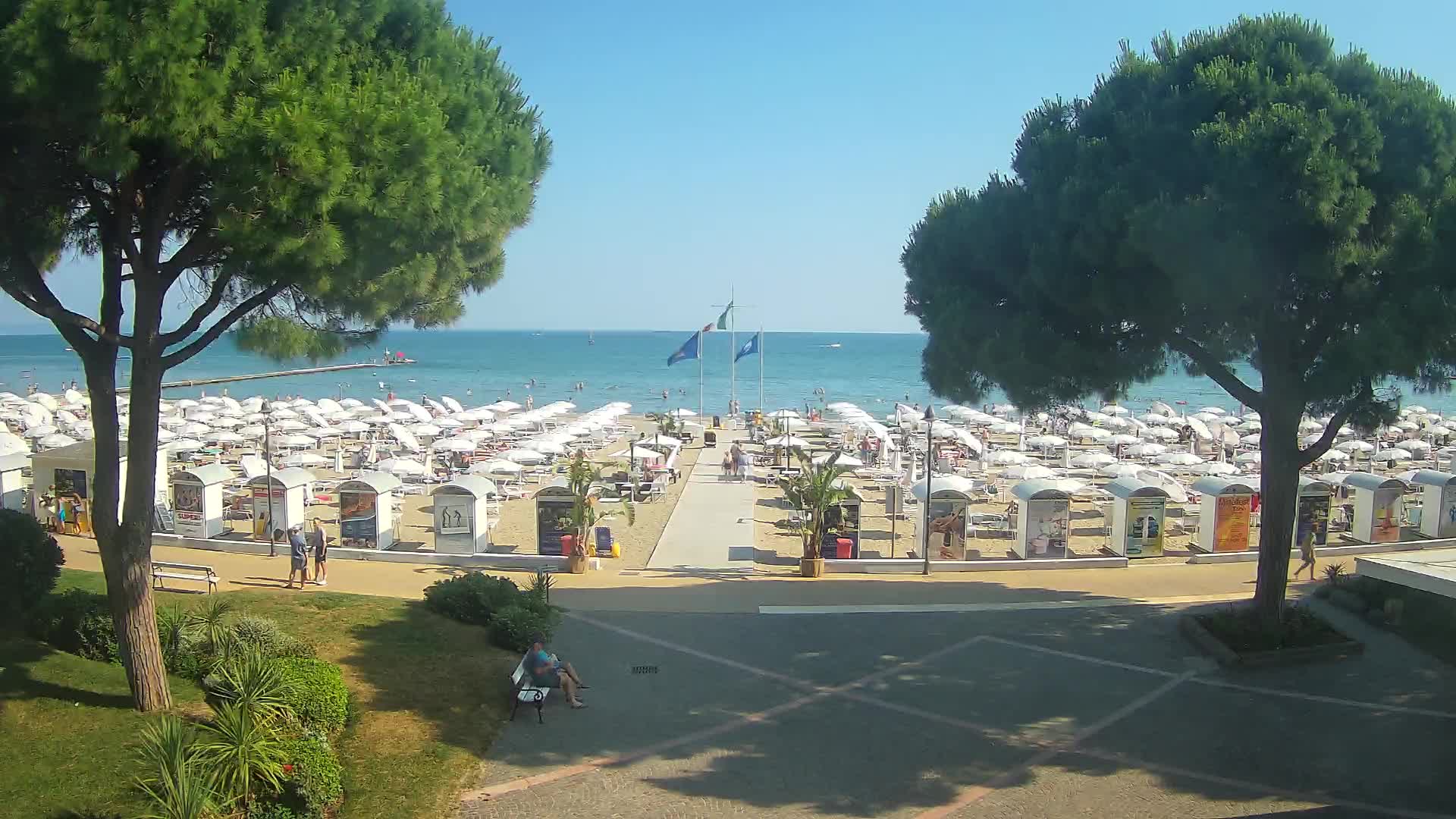 Grado Beach Webcam Entrance | Real-Time View of the Seaside