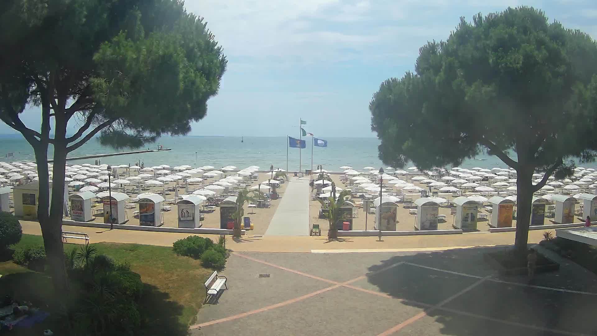 Grado Beach Webcam Entrance | Real-Time View of the Seaside