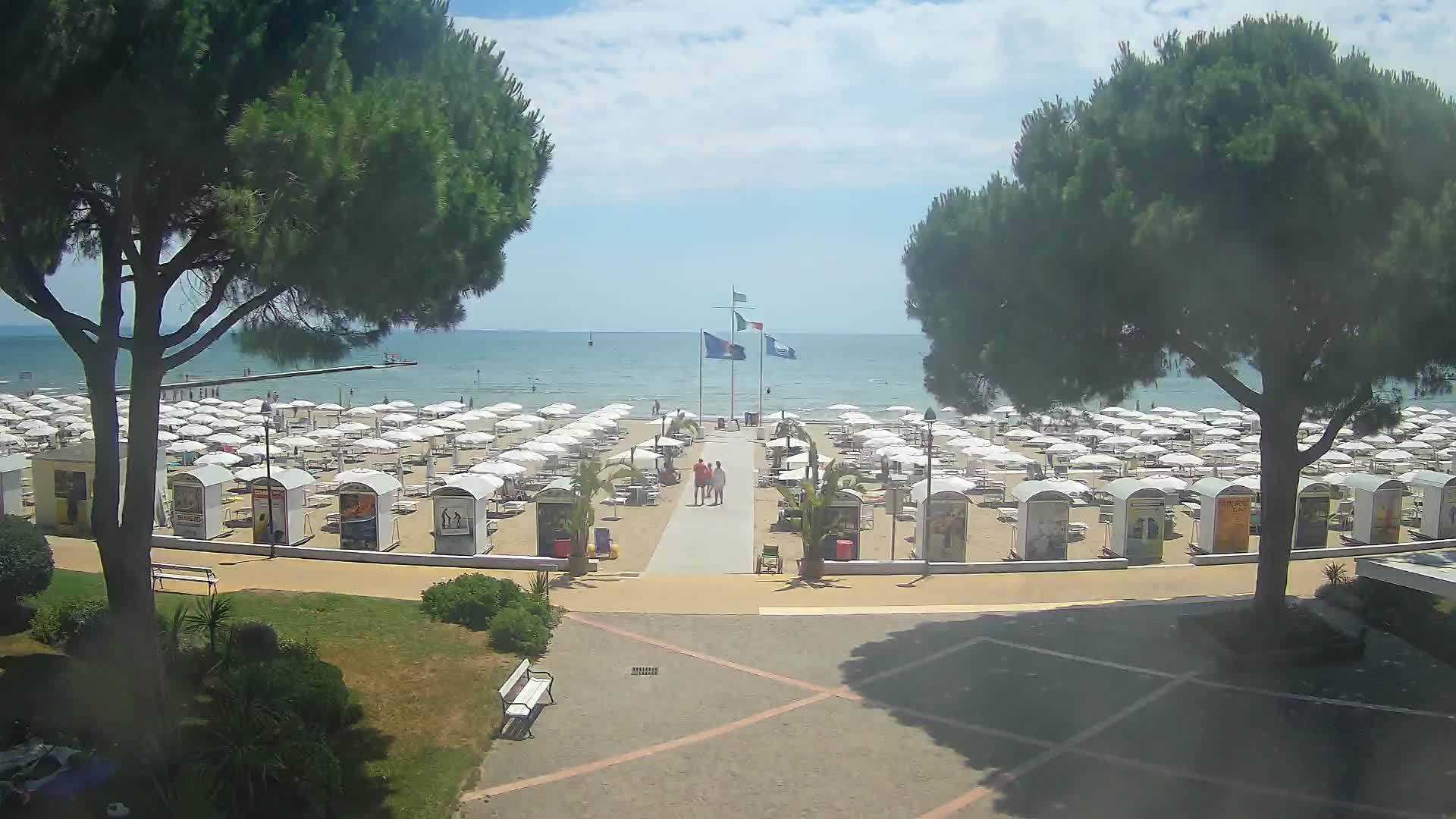 Grado Ulaz na Plažu | Pogled Uživo na Obalu