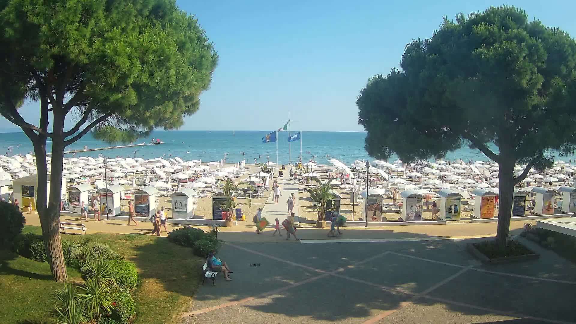 Grado Beach Webcam Entrance | Real-Time View of the Seaside