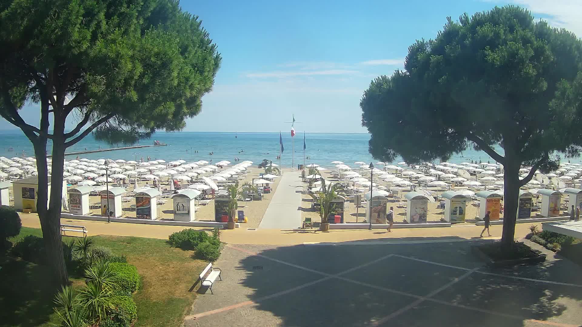 Grado Ulaz na Plažu | Pogled Uživo na Obalu