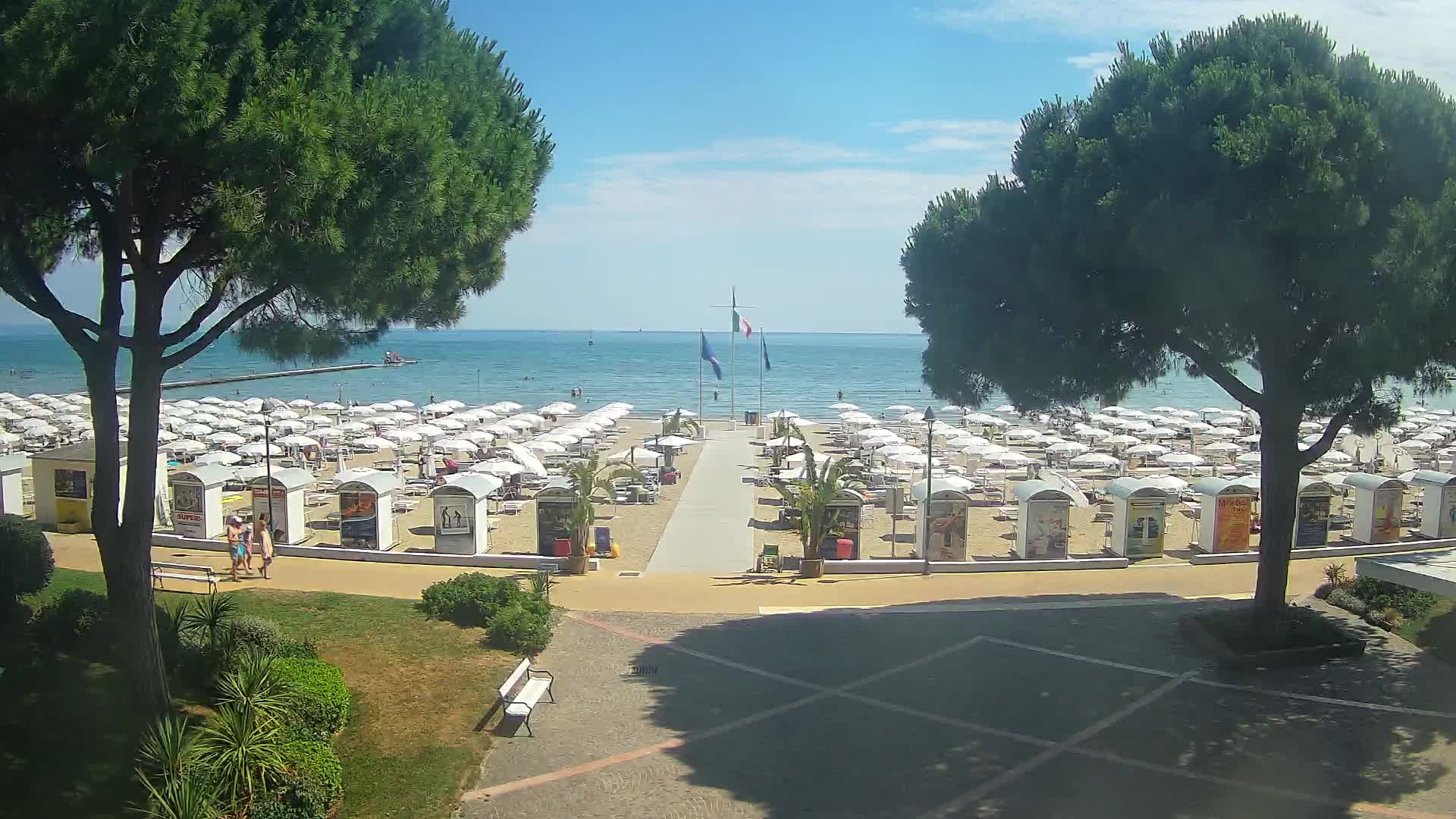 Grado Ulaz na Plažu | Pogled Uživo na Obalu