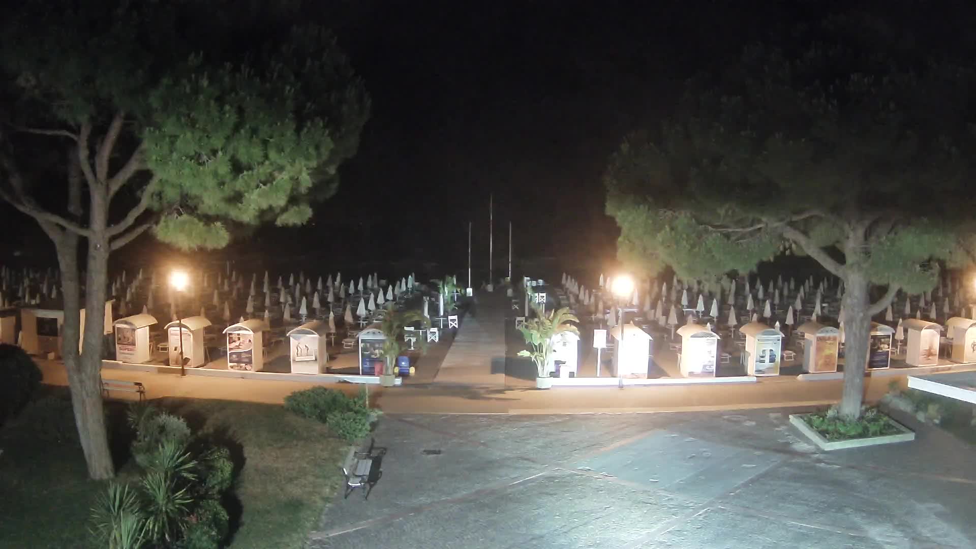 Grado Beach Webcam Entrance | Real-Time View of the Seaside